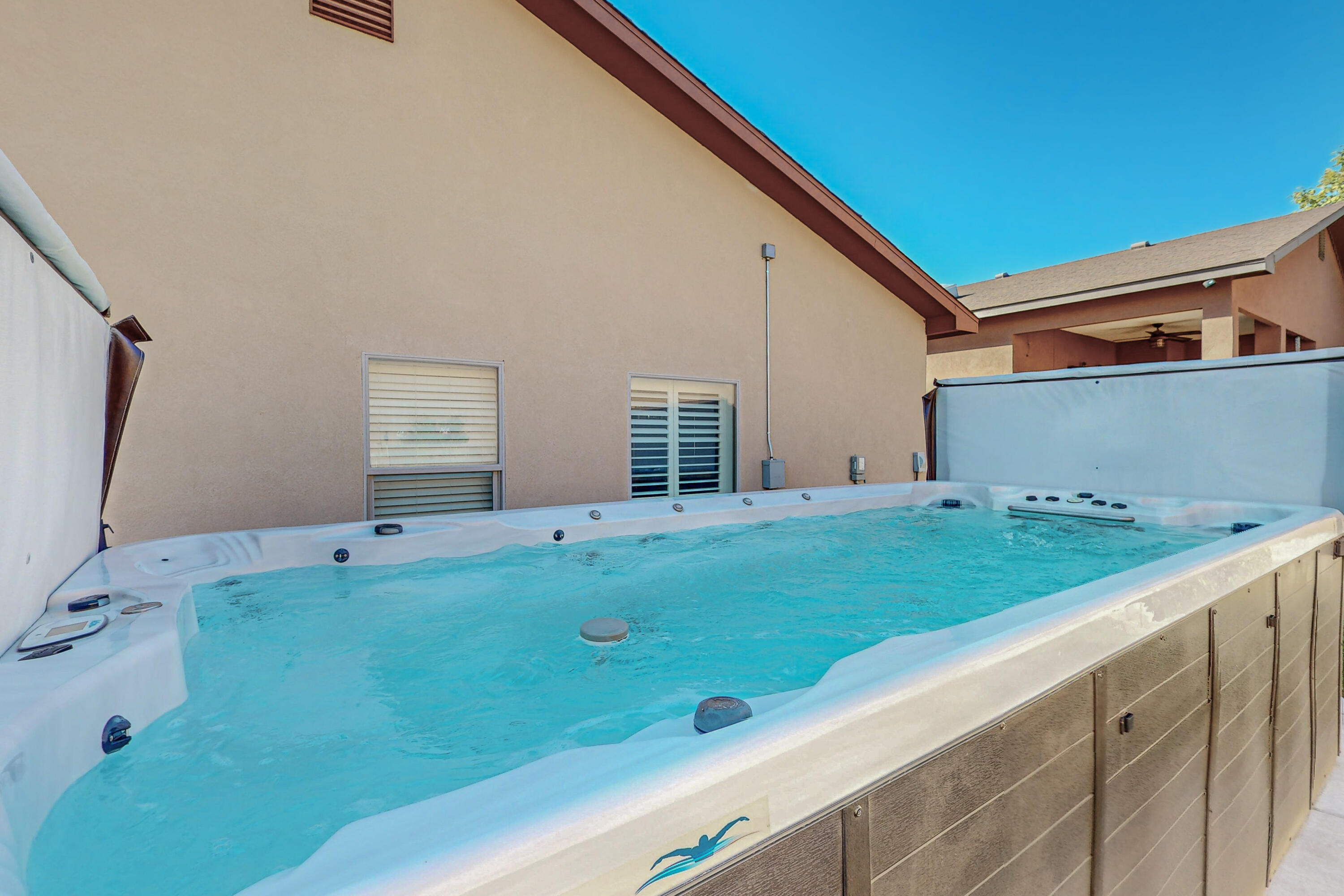 10924 Estribo Street NW