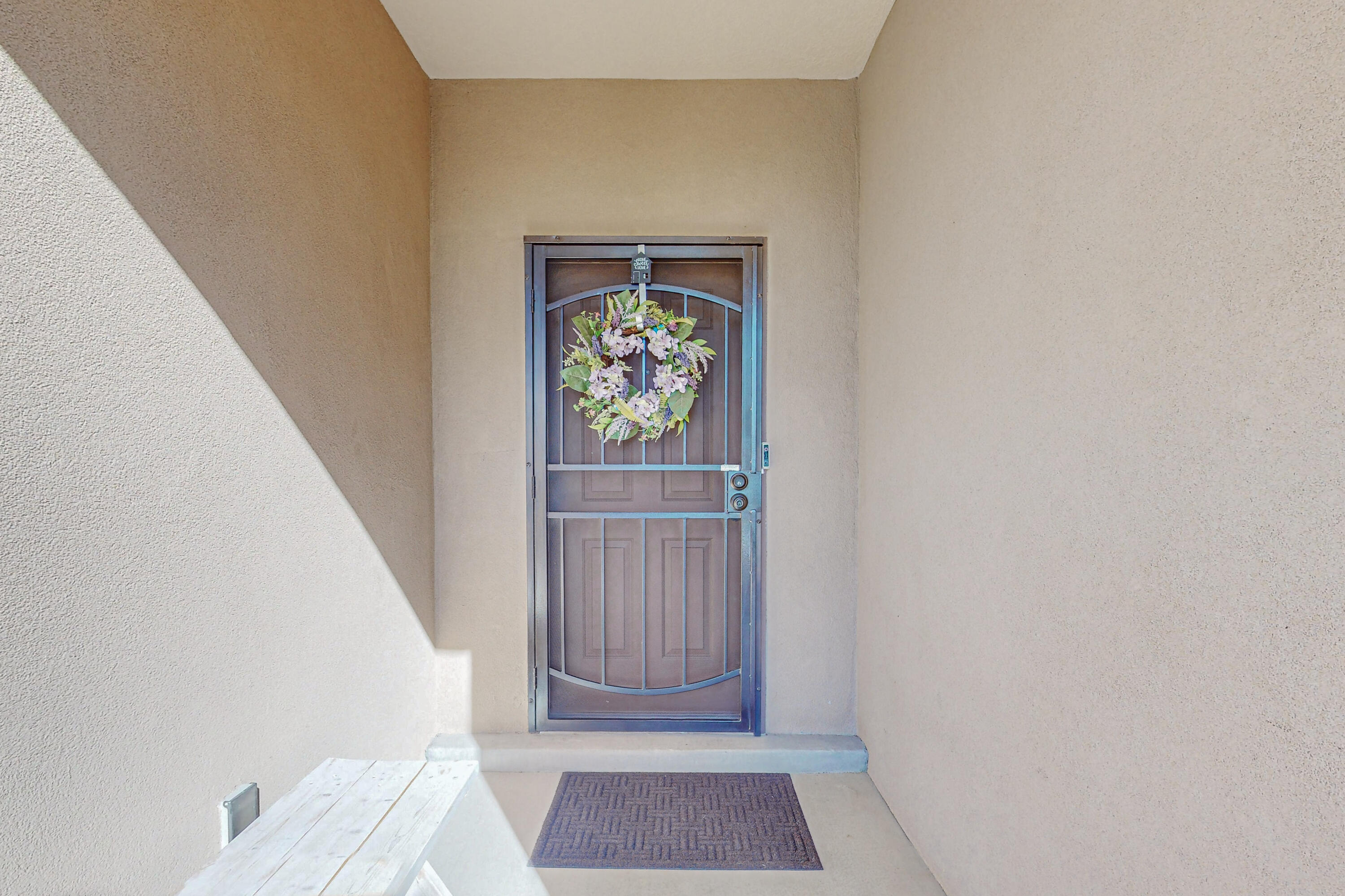 10924 Estribo Street NW