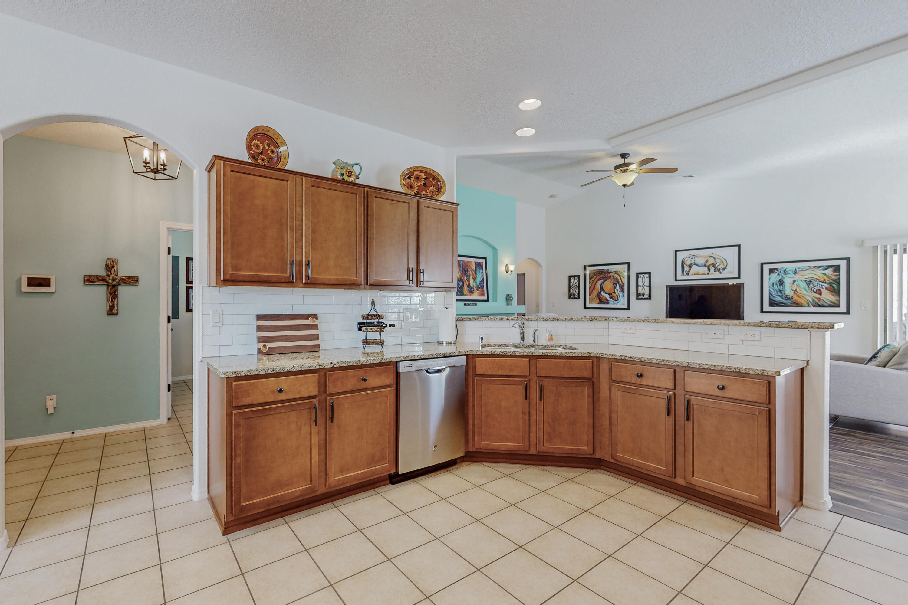 10924 Estribo Street NW