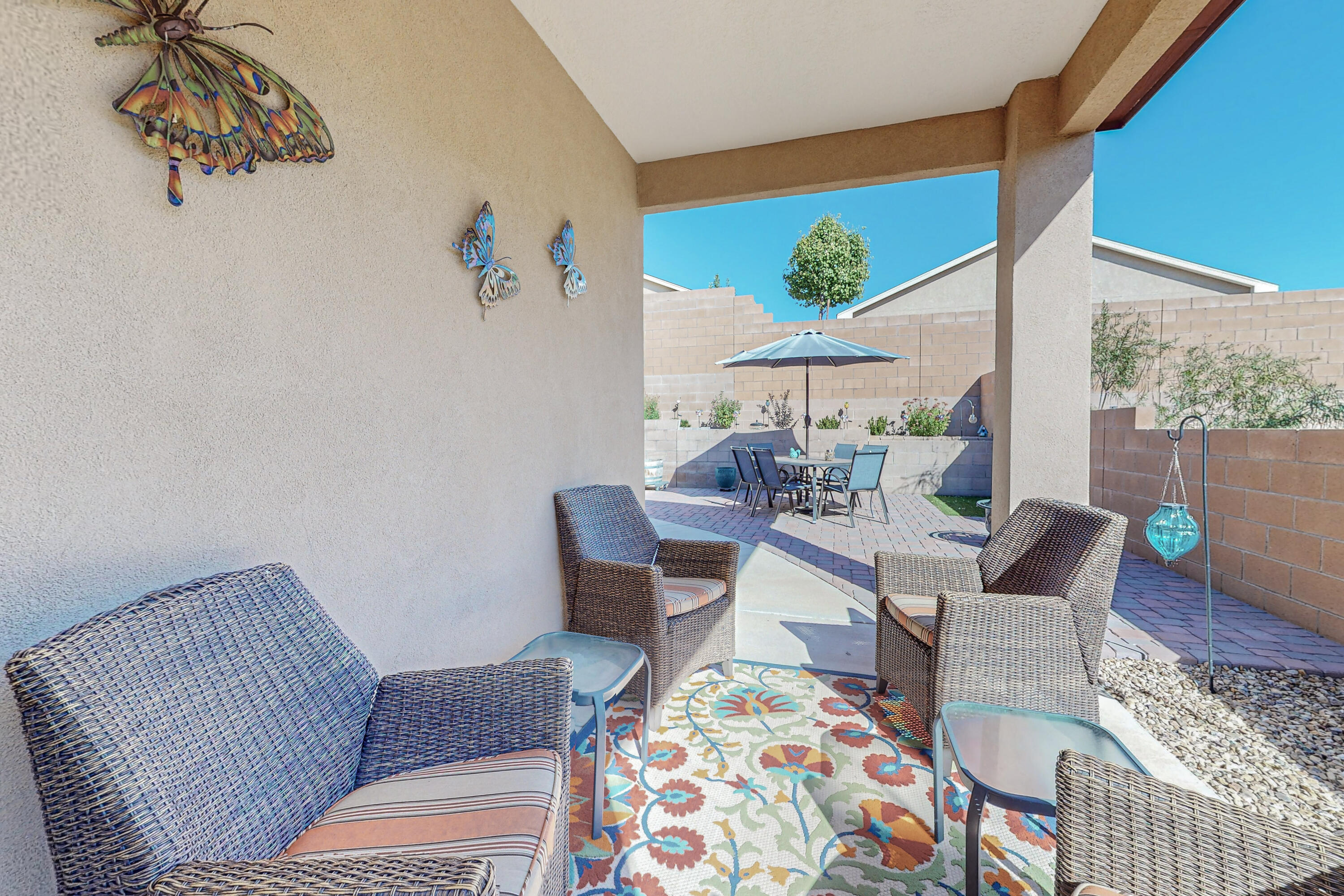 10924 Estribo Street NW