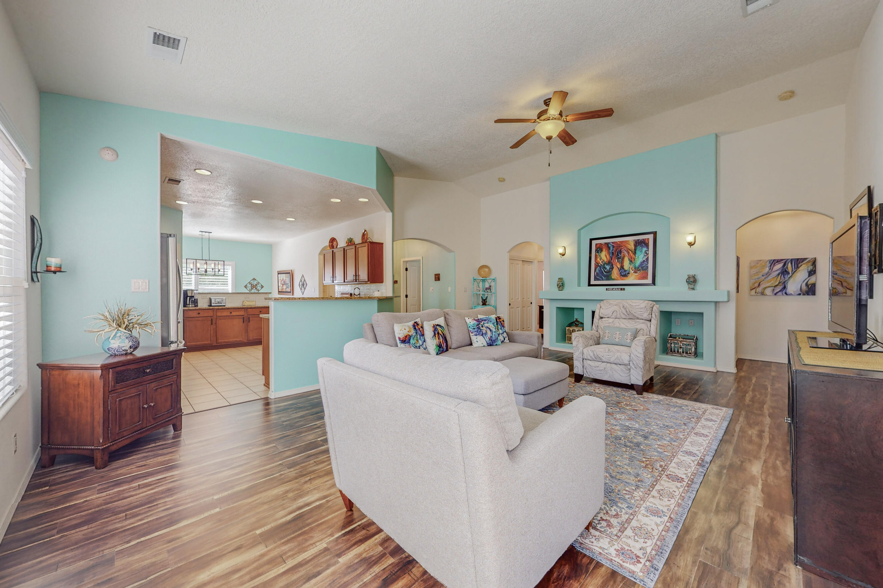 10924 Estribo Street NW