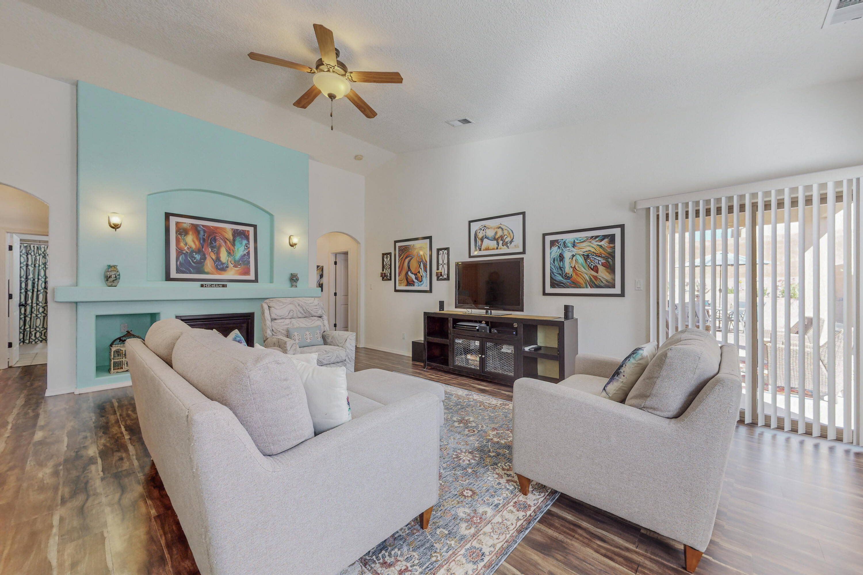 10924 Estribo Street NW