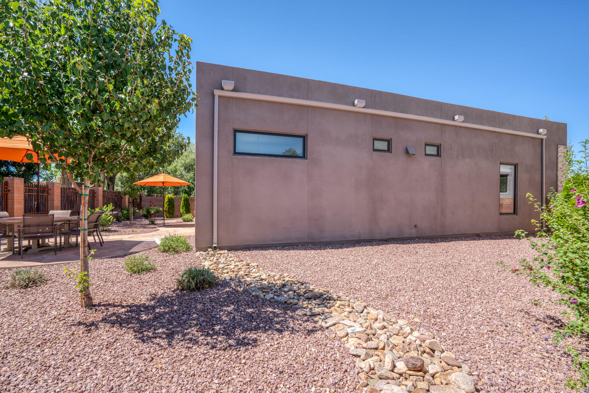 2704 Puerta Del Bosque Lane NW