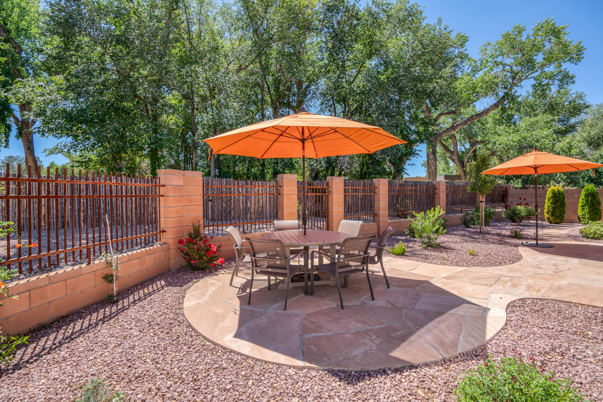 2704 Puerta Del Bosque Lane NW