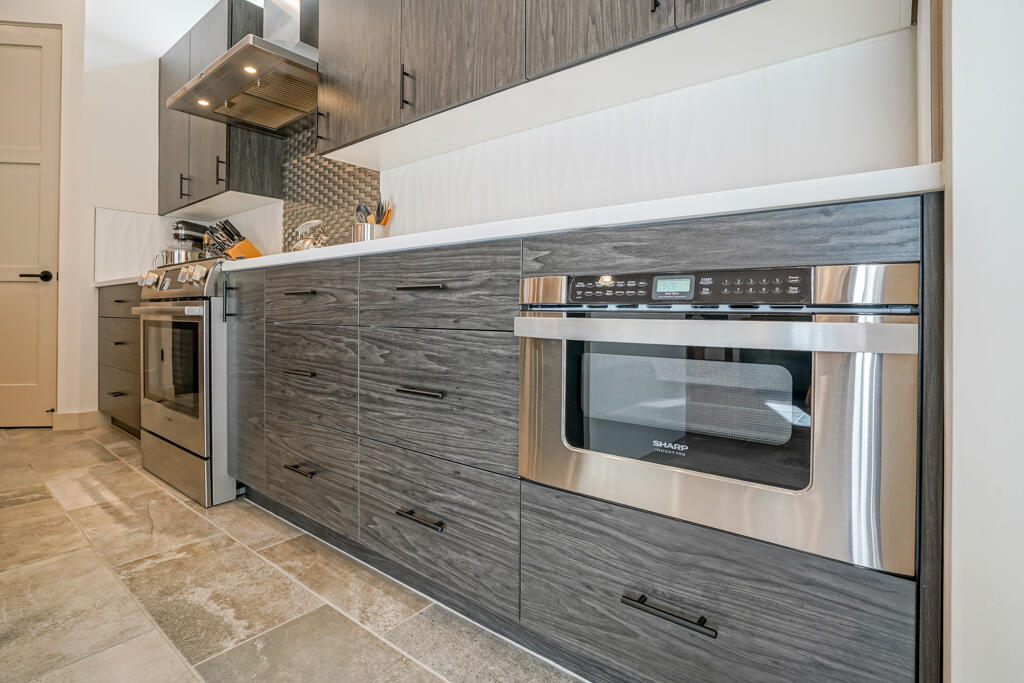 2704 Puerta Del Bosque Lane NW