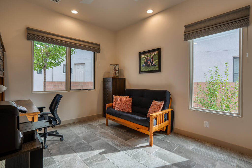 2704 Puerta Del Bosque Lane NW