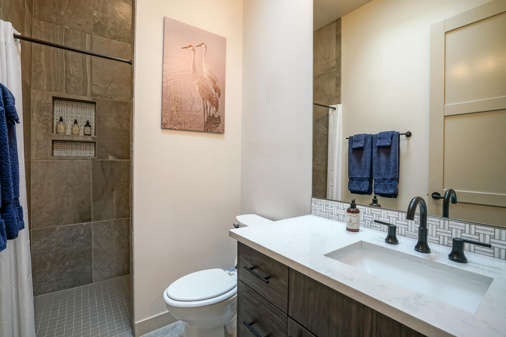 2704 Puerta Del Bosque Lane NW