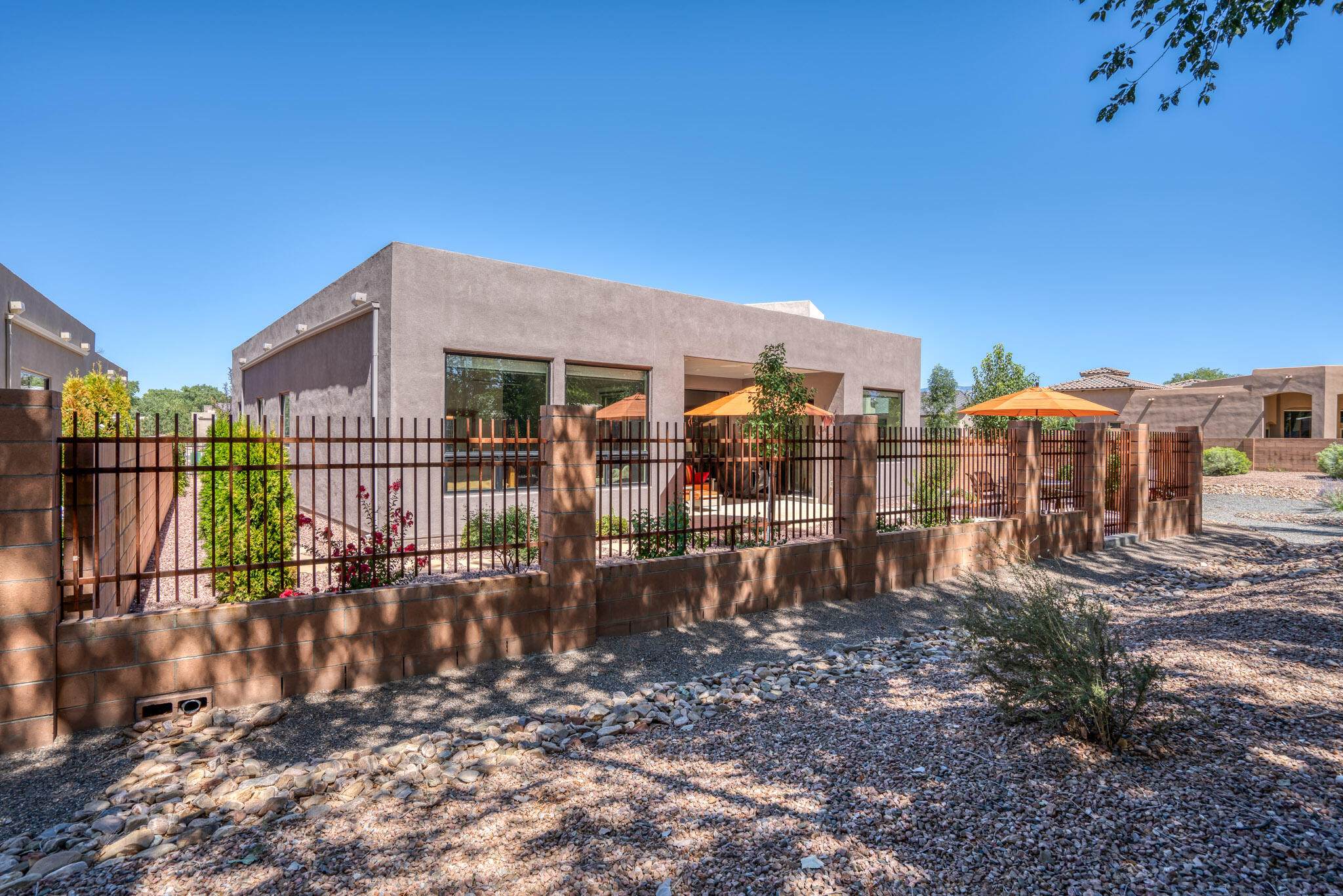 2704 Puerta Del Bosque Lane NW