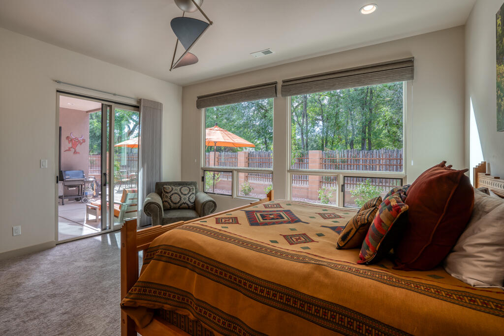 2704 Puerta Del Bosque Lane NW