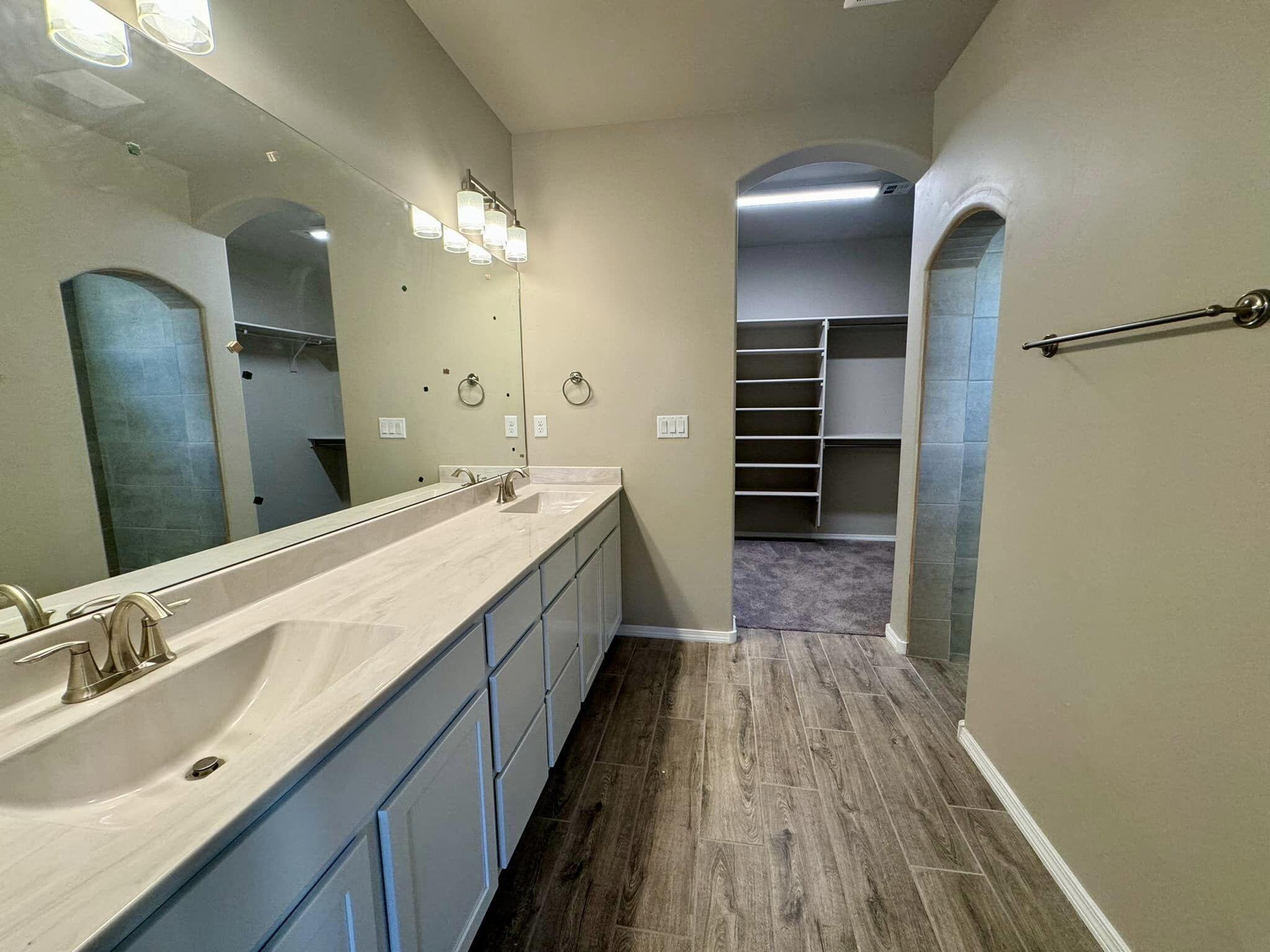 7415 Sandmark Road NW