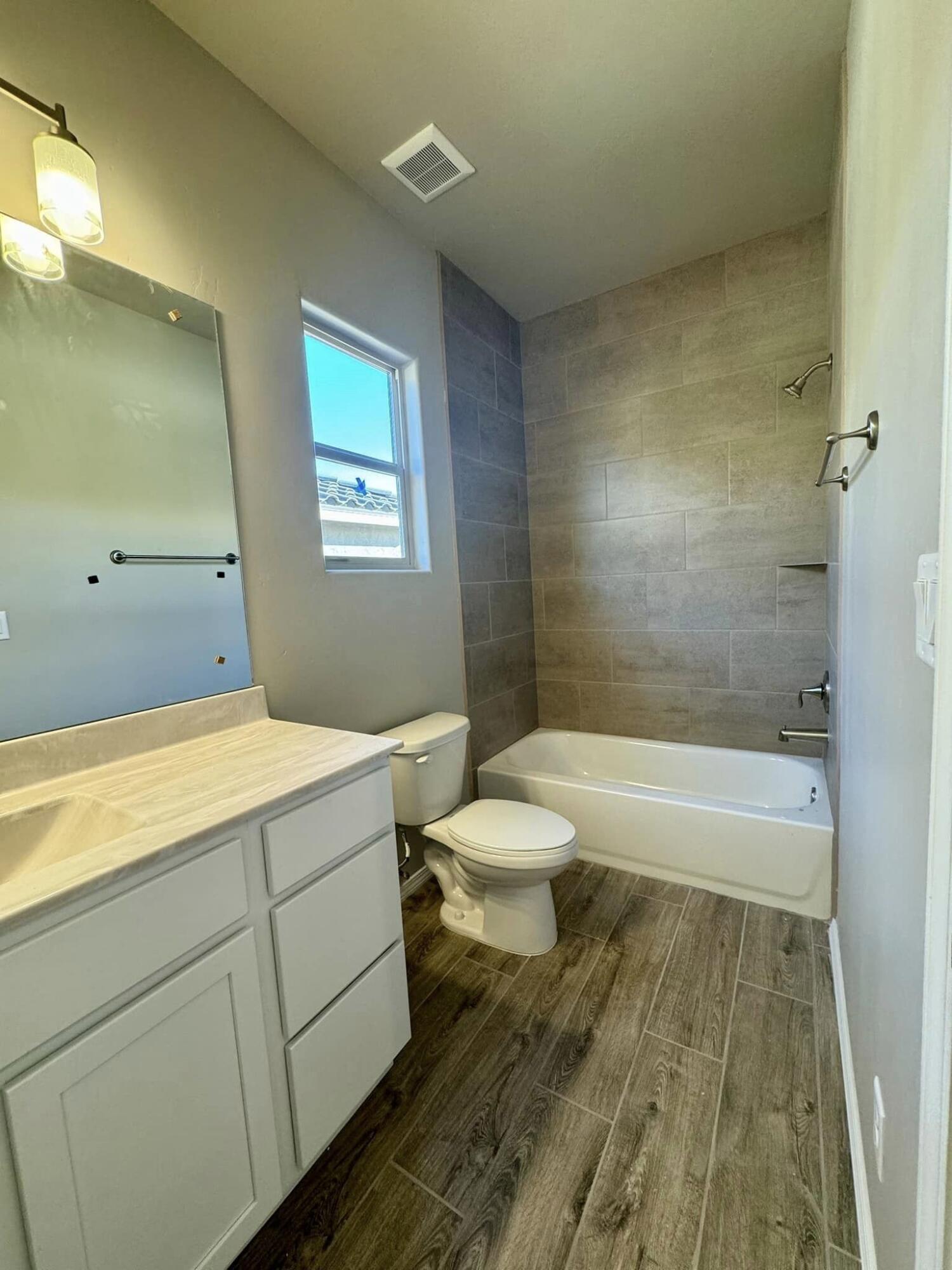 7415 Sandmark Road NW