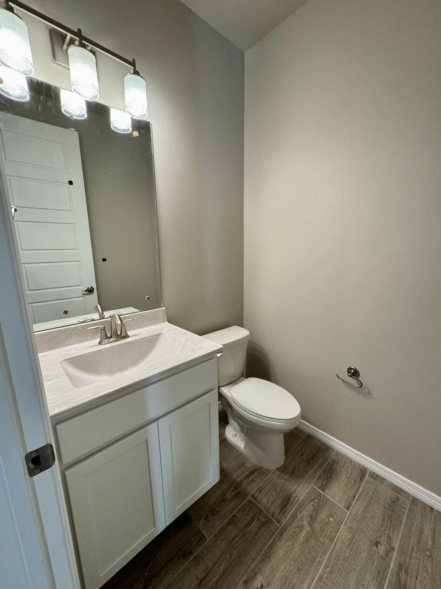 7415 Sandmark Road NW