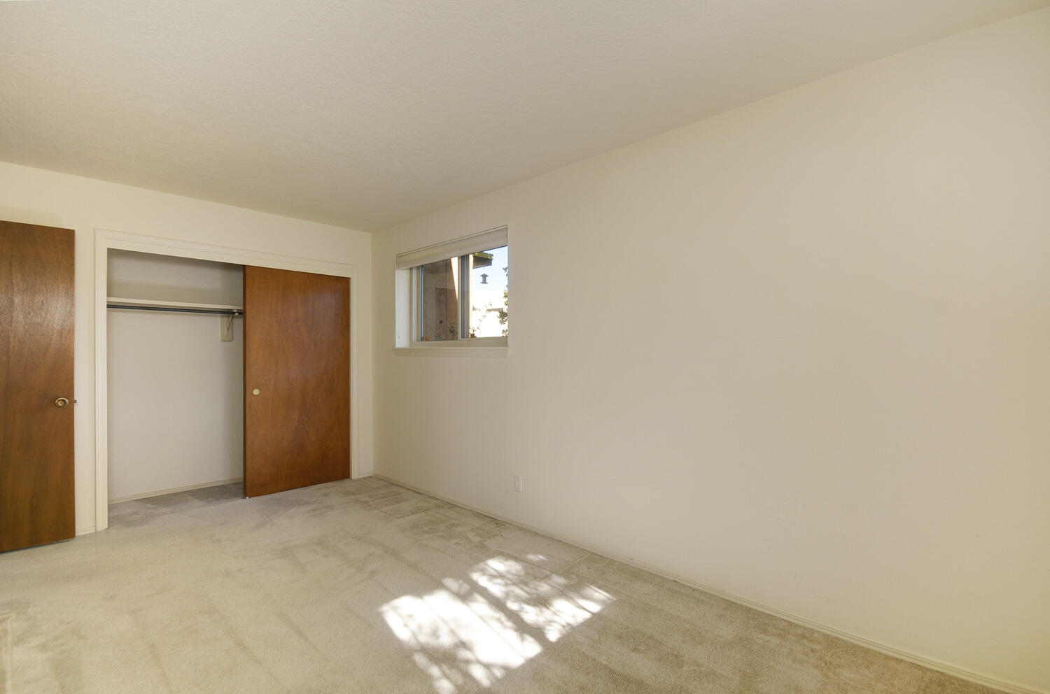 9212 Orlando Place NE