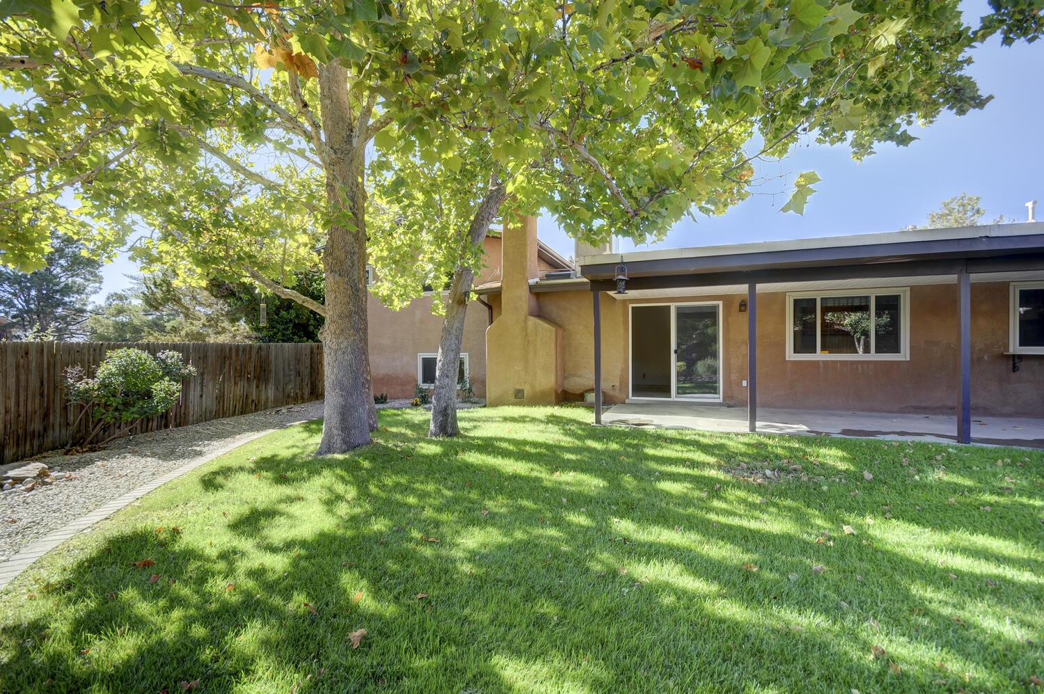 9212 Orlando Place NE