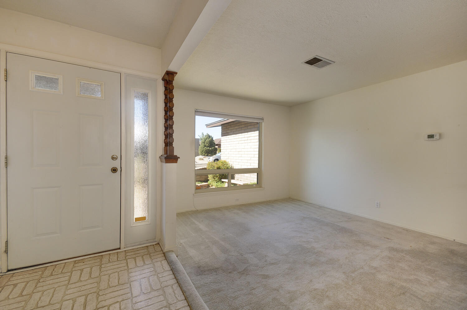 9212 Orlando Place NE