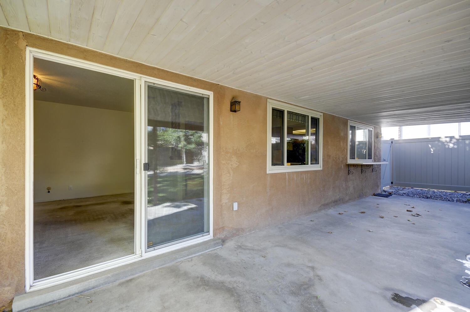 9212 Orlando Place NE