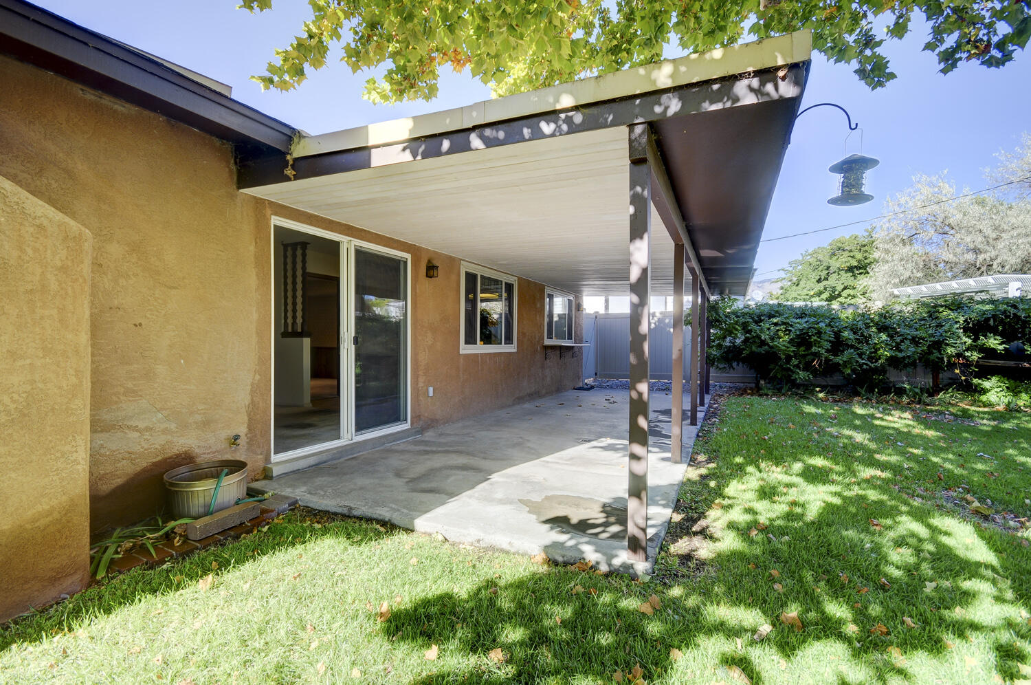 9212 Orlando Place NE