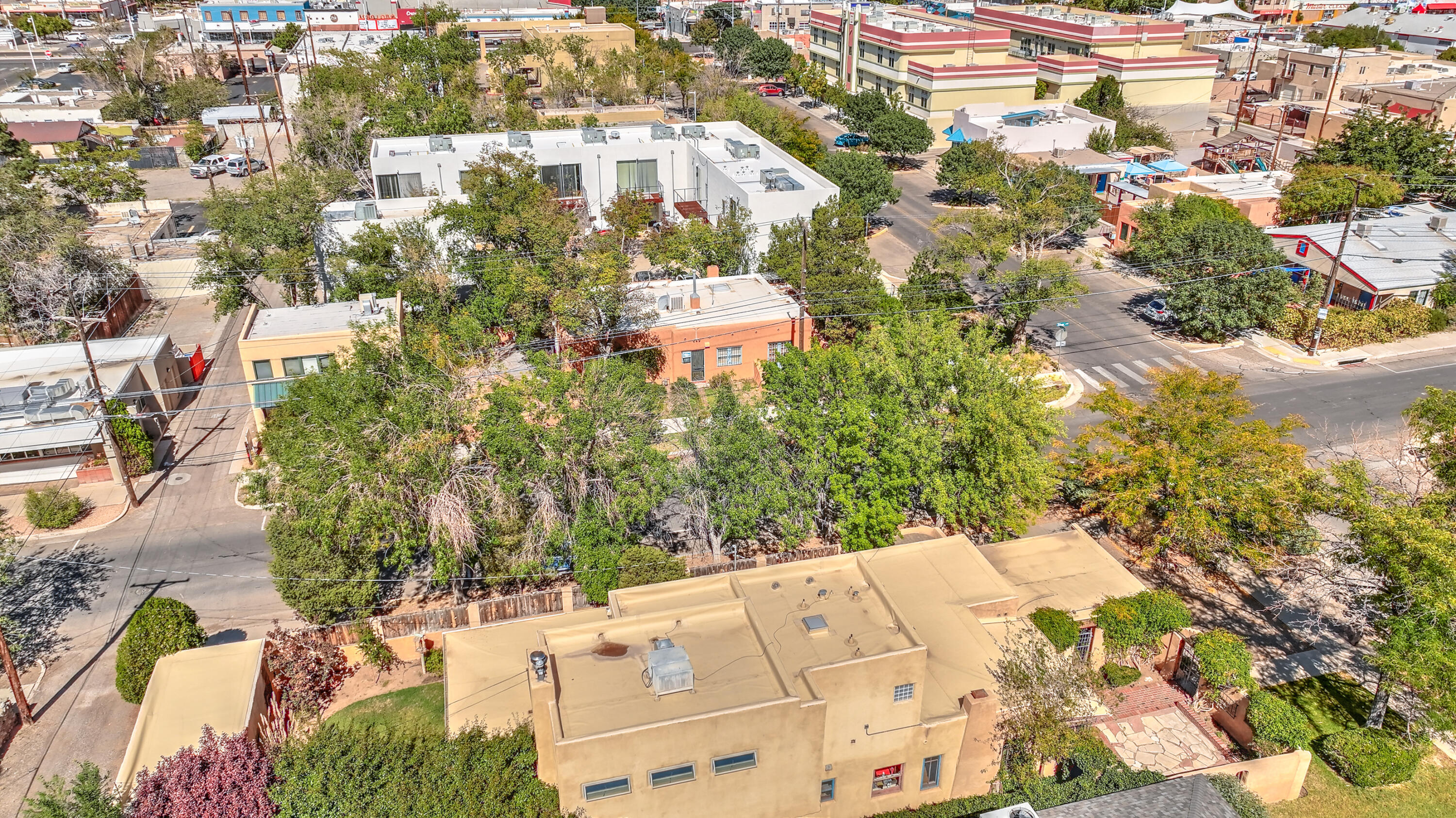 201 Richmond Drive SE