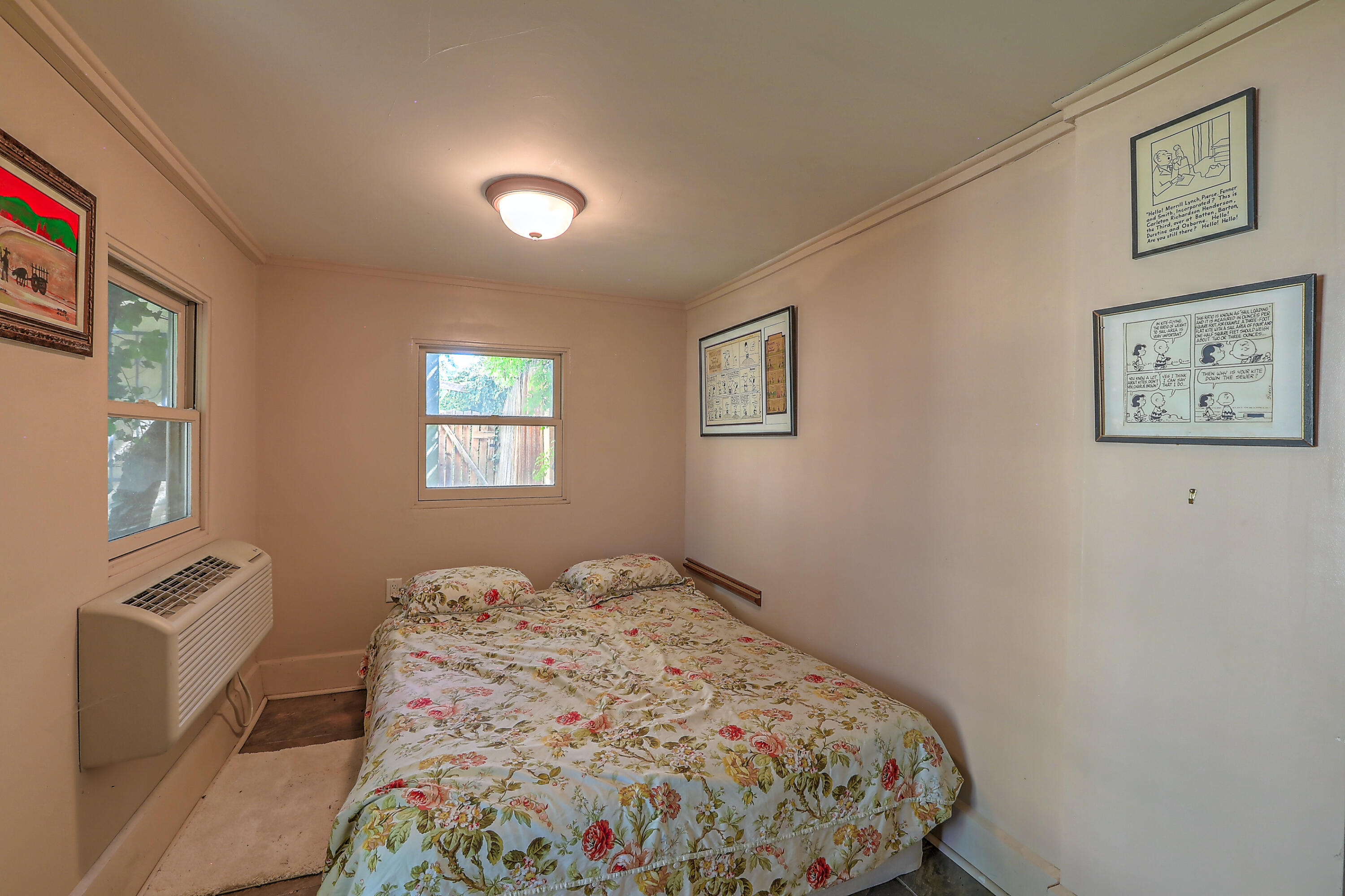 201 Richmond Drive SE