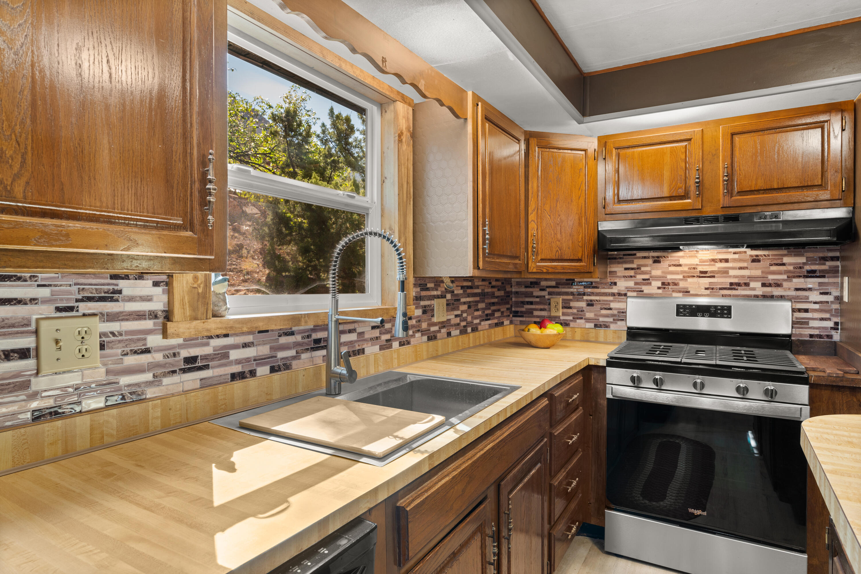 130 Stubborn Pine Road