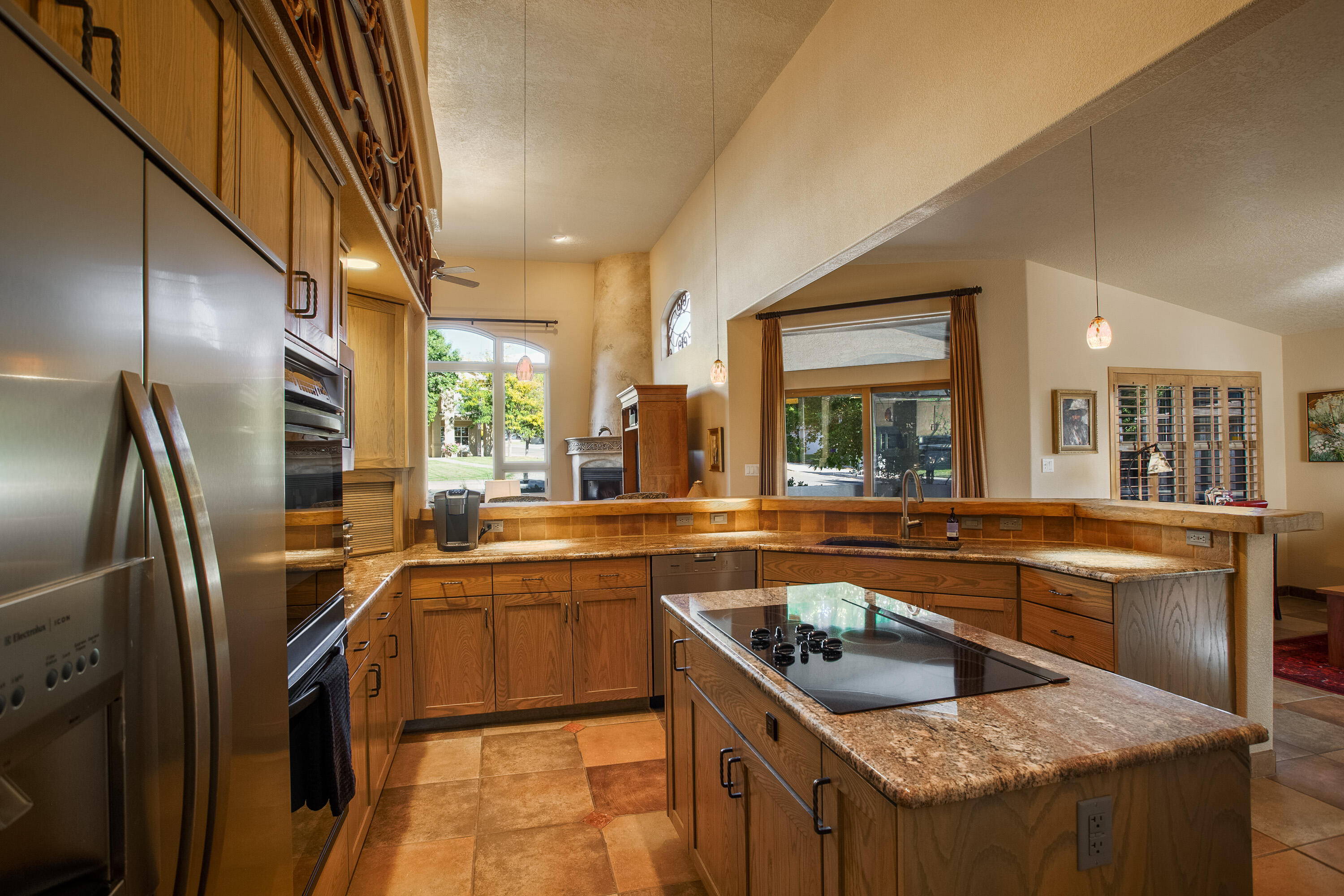 8601 Madras Drive NE