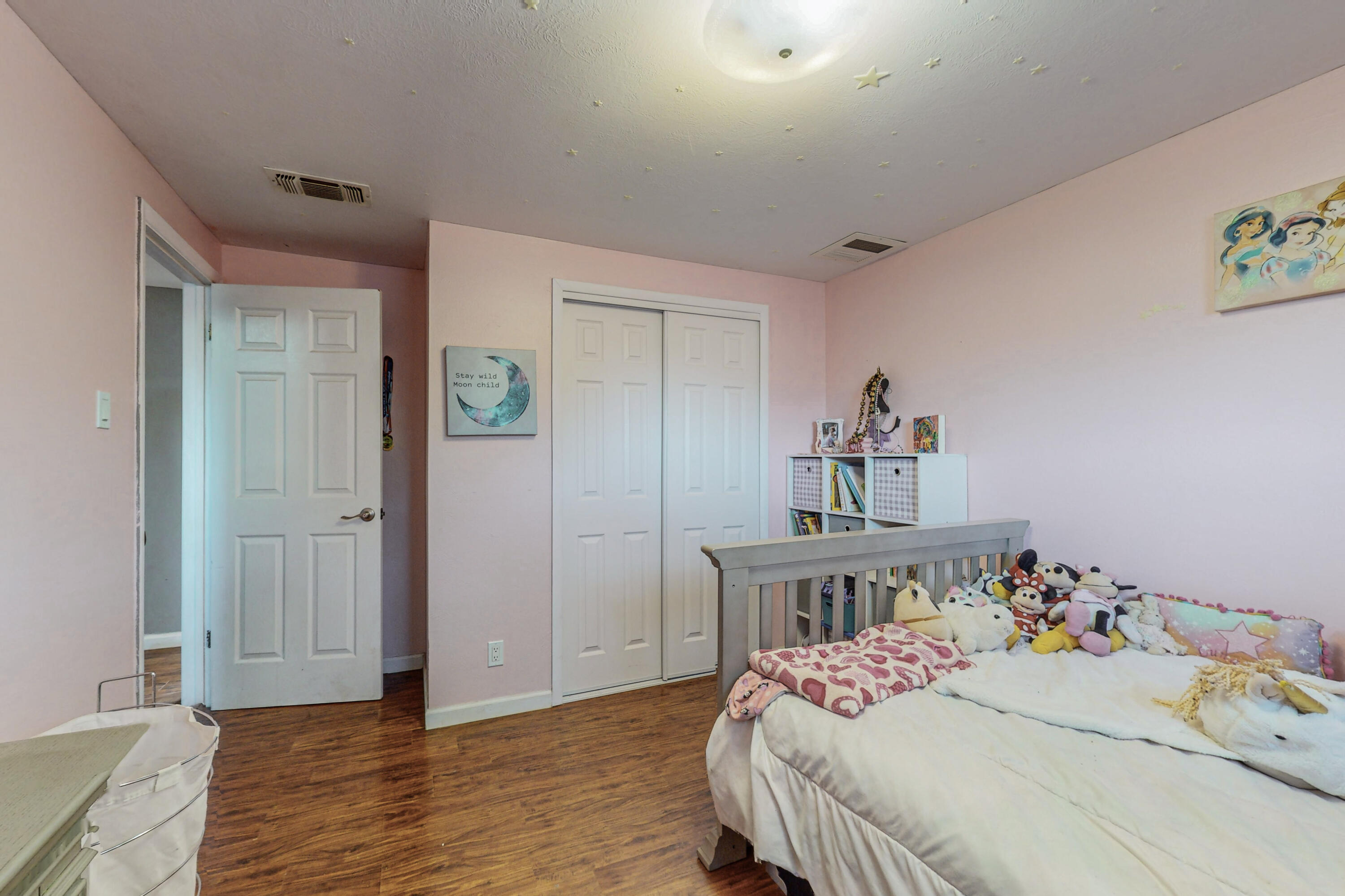 11000 Mahlon Avenue NE