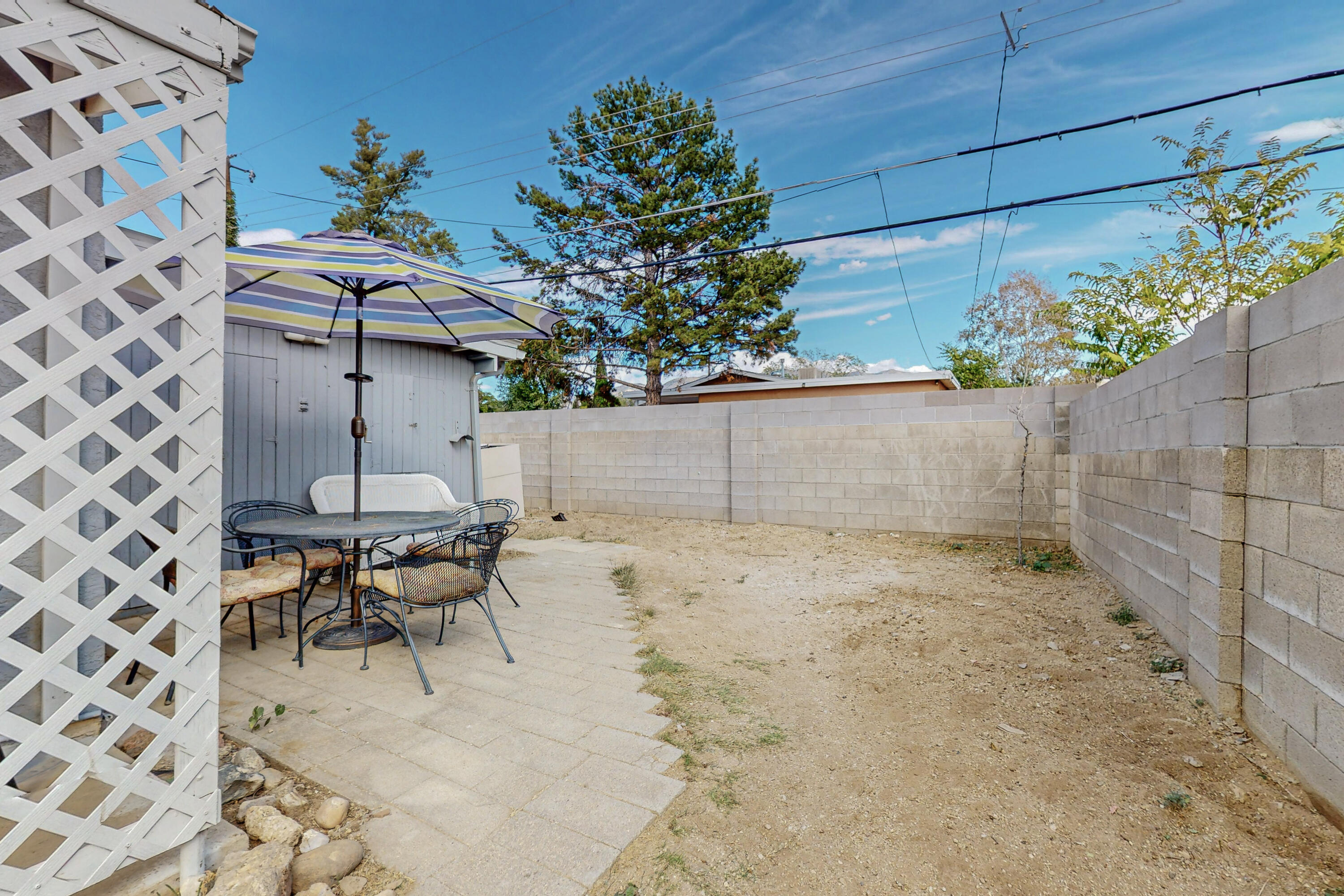 11000 Mahlon Avenue NE