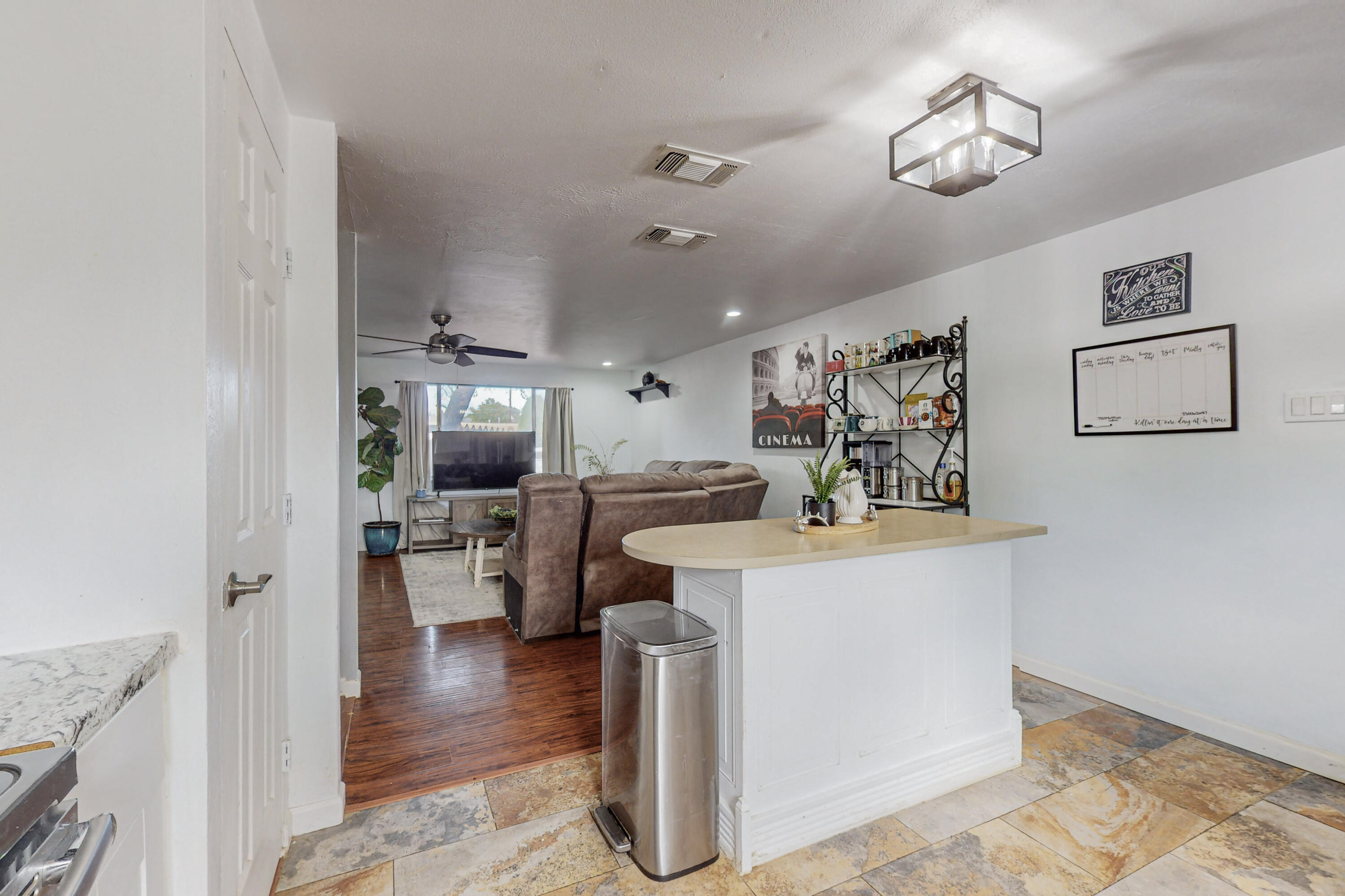 11000 Mahlon Avenue NE