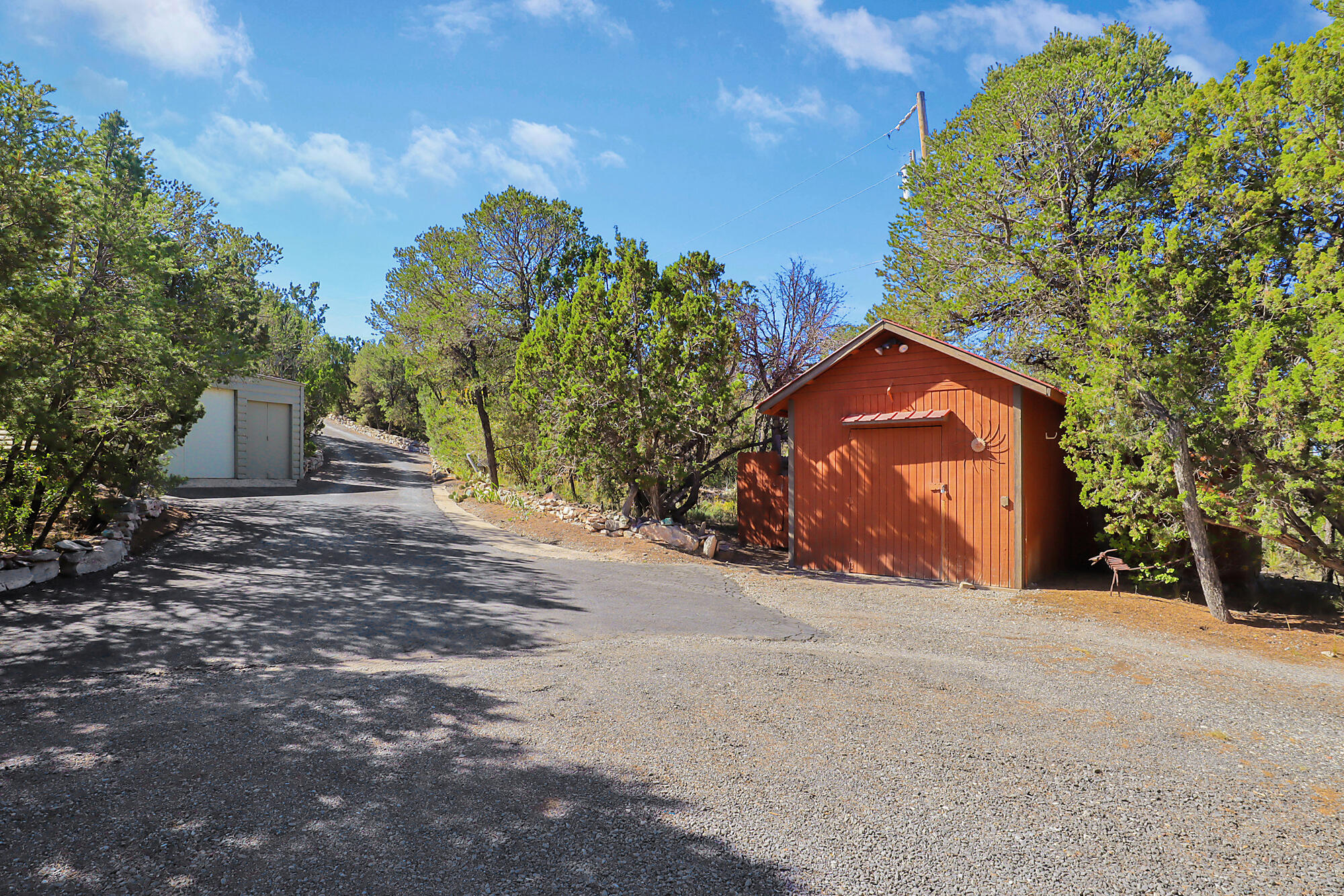 17 Lucas Road