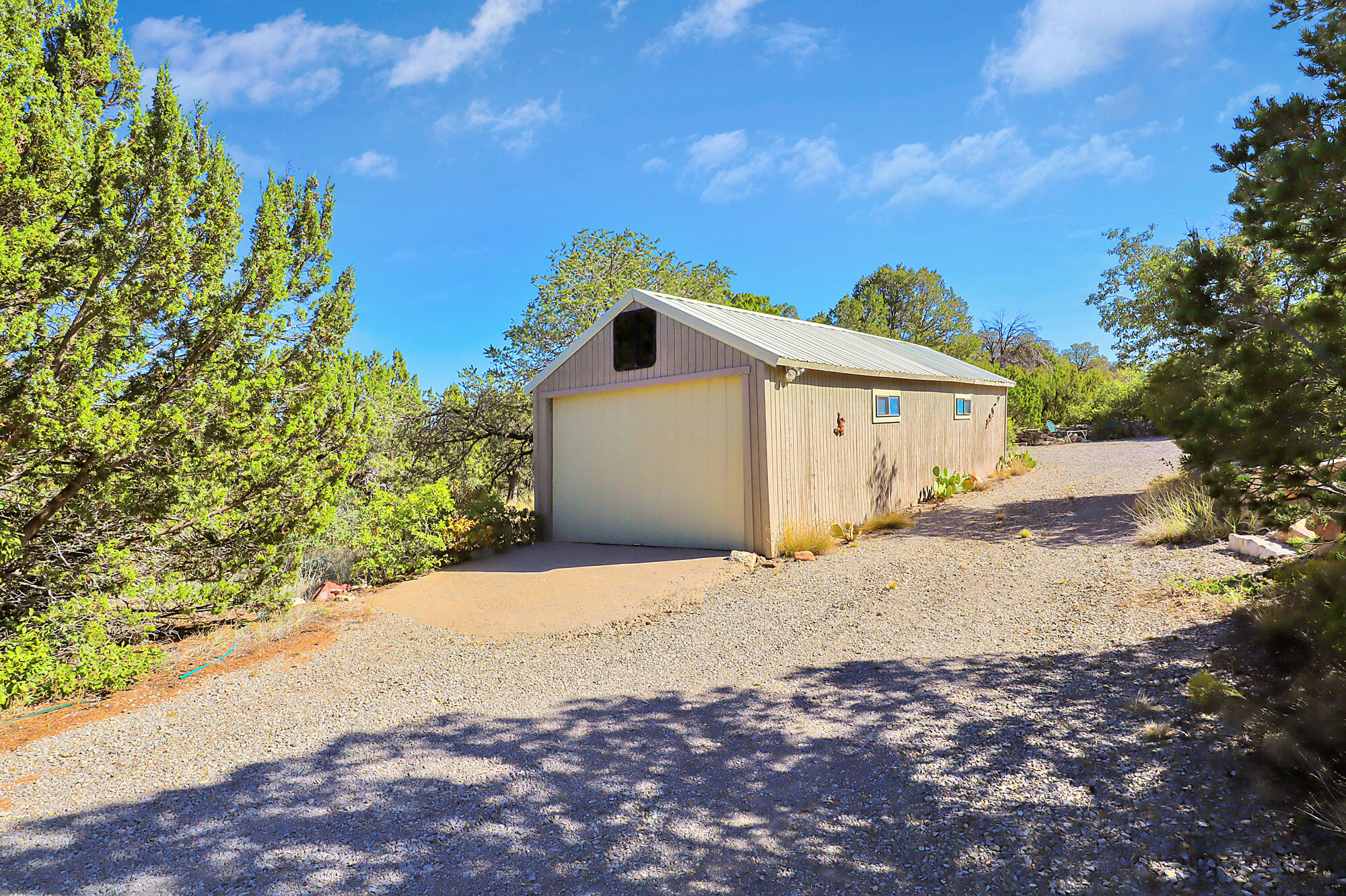 17 Lucas Road