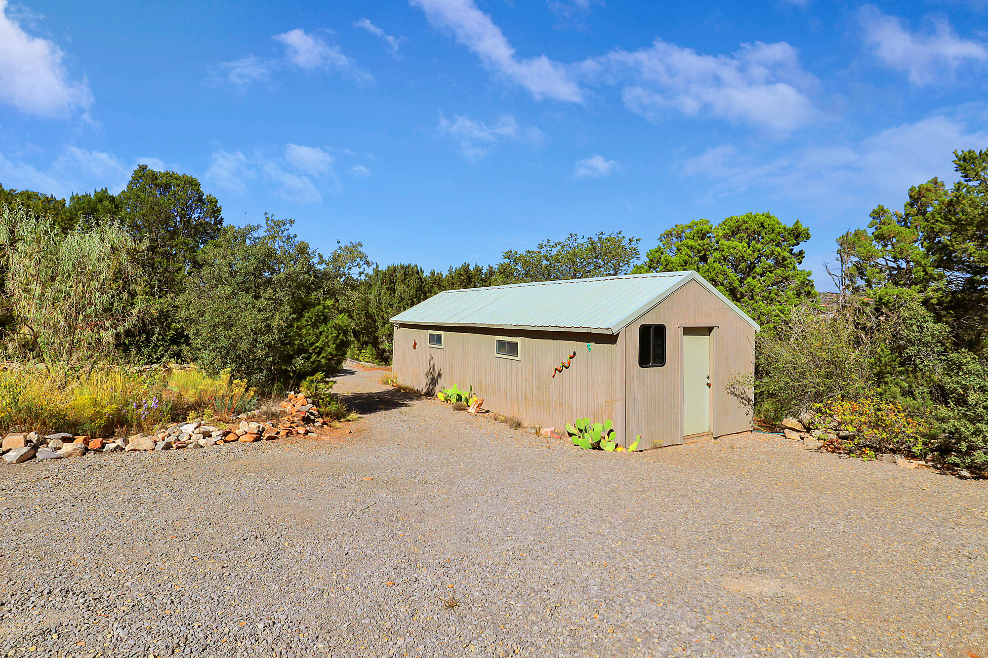 17 Lucas Road