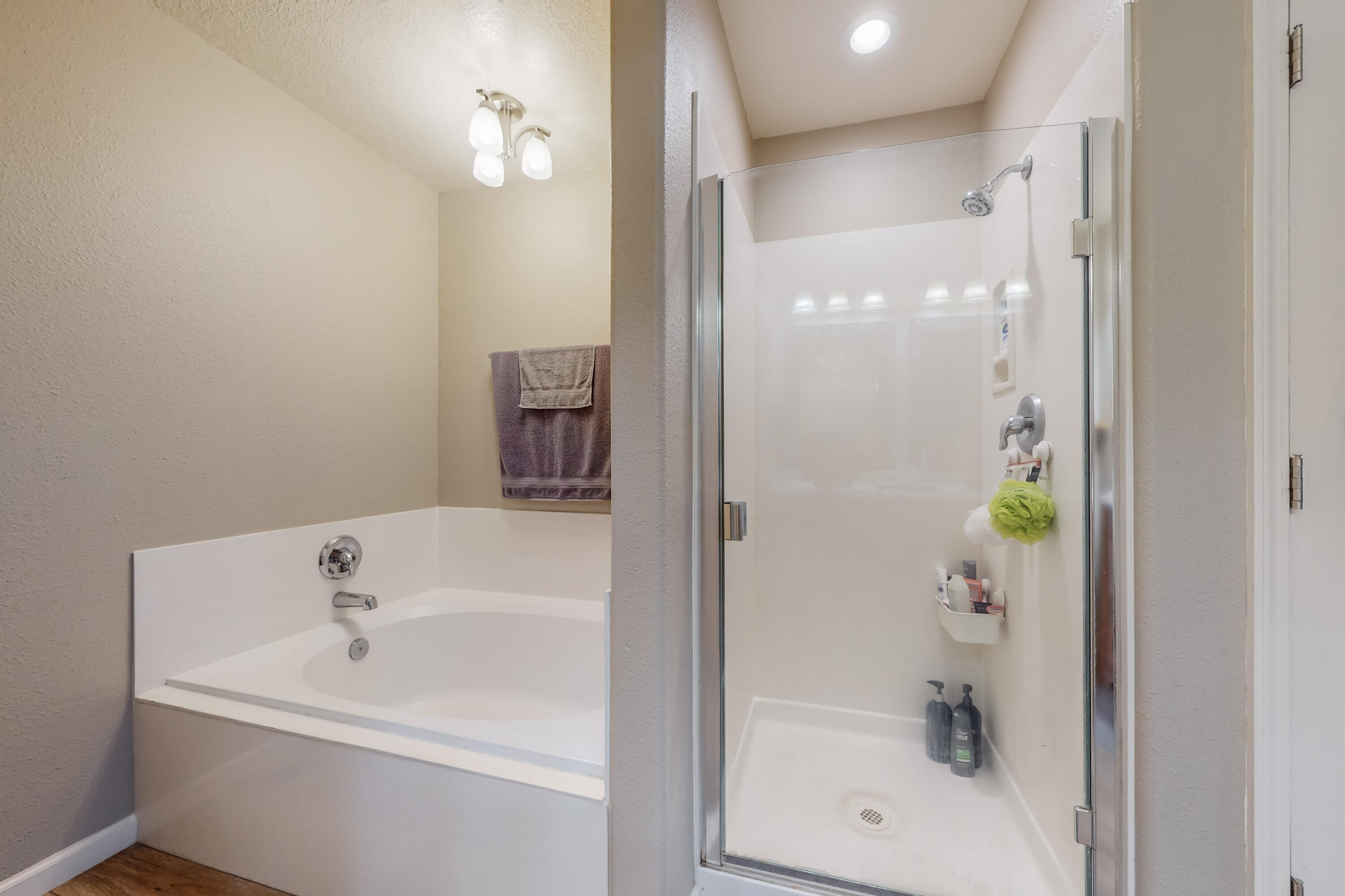 3200 San Ildefonso Loop NE