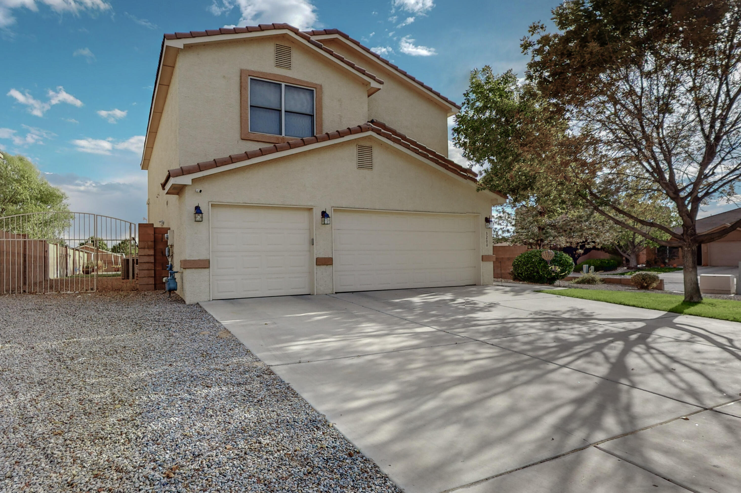 3200 San Ildefonso Loop NE