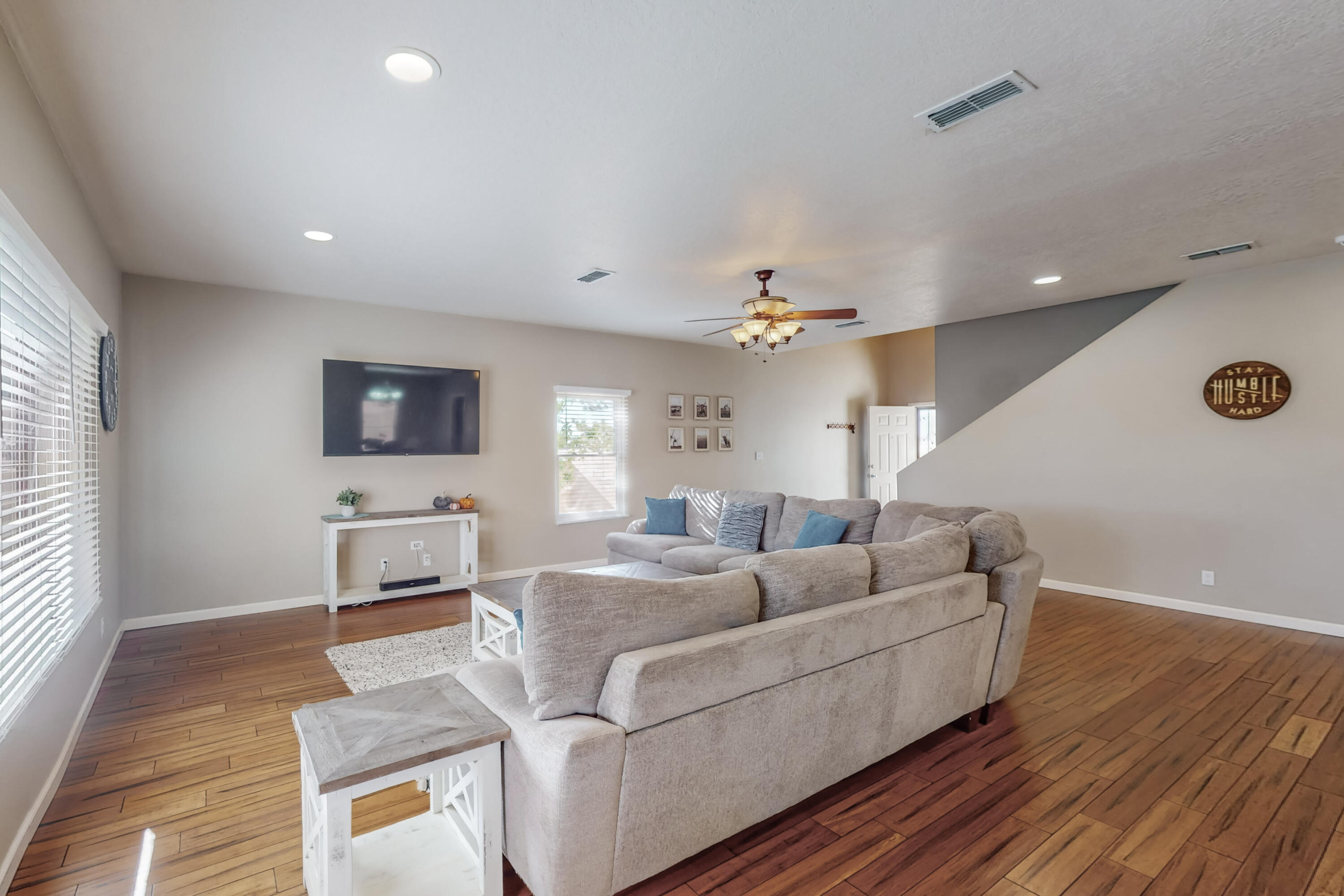 3200 San Ildefonso Loop NE