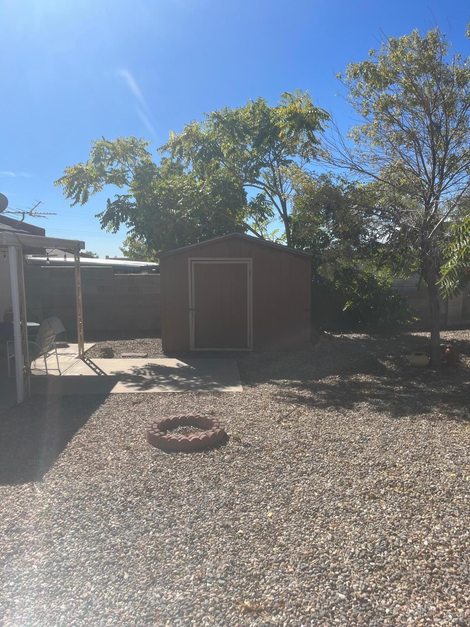 563 Star Villa Circle SE