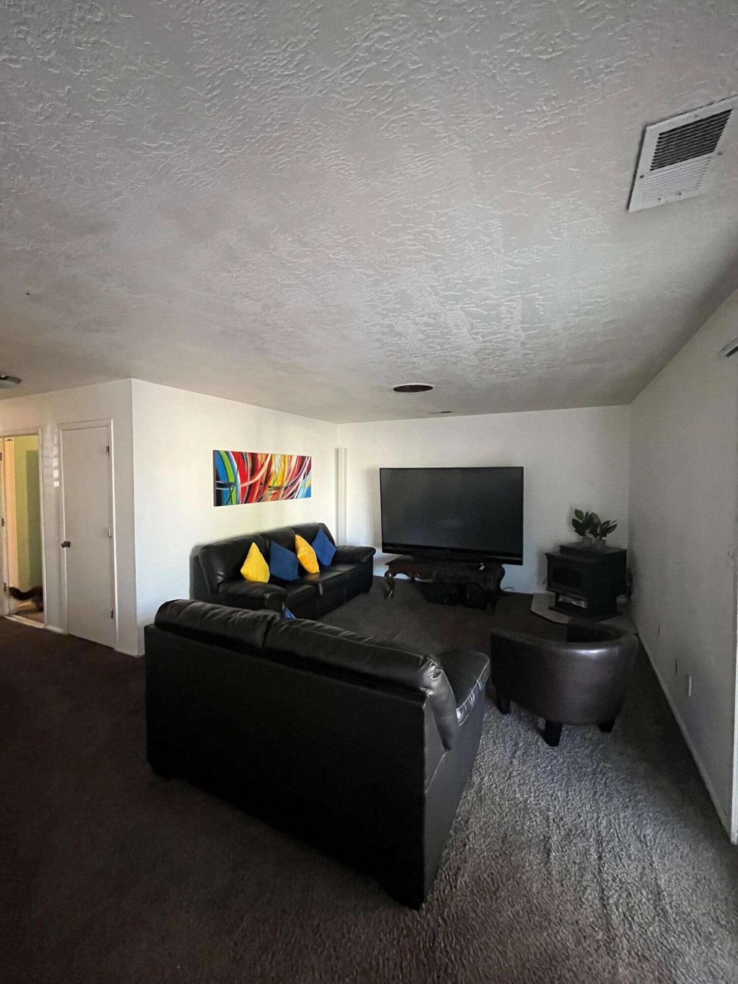 563 Star Villa Circle SE