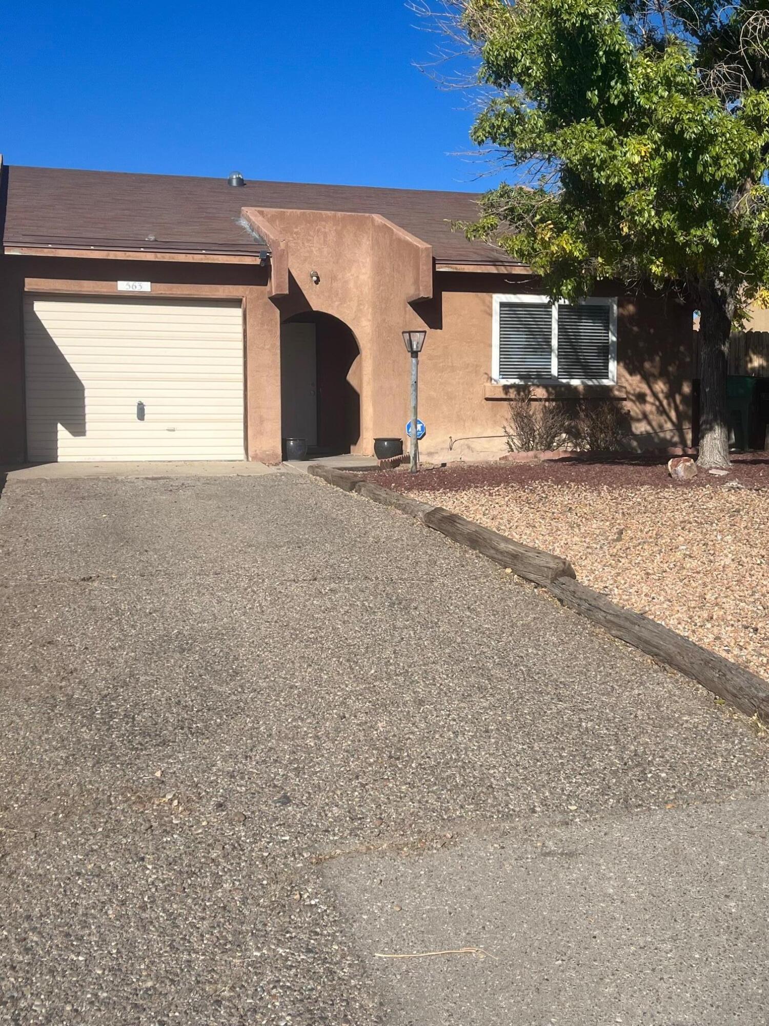 563 Star Villa Circle SE