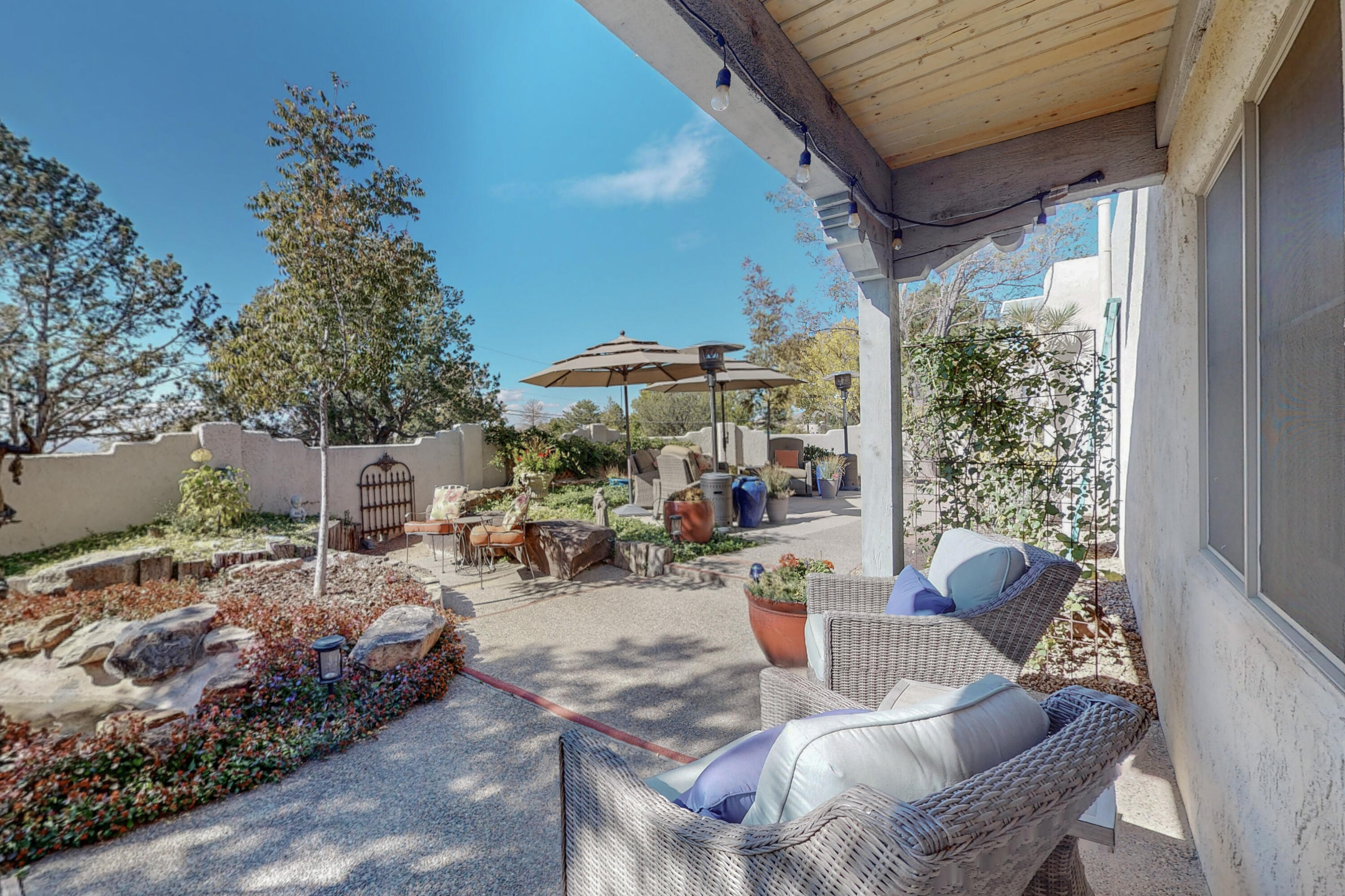 2752 Wolfberry Place NE