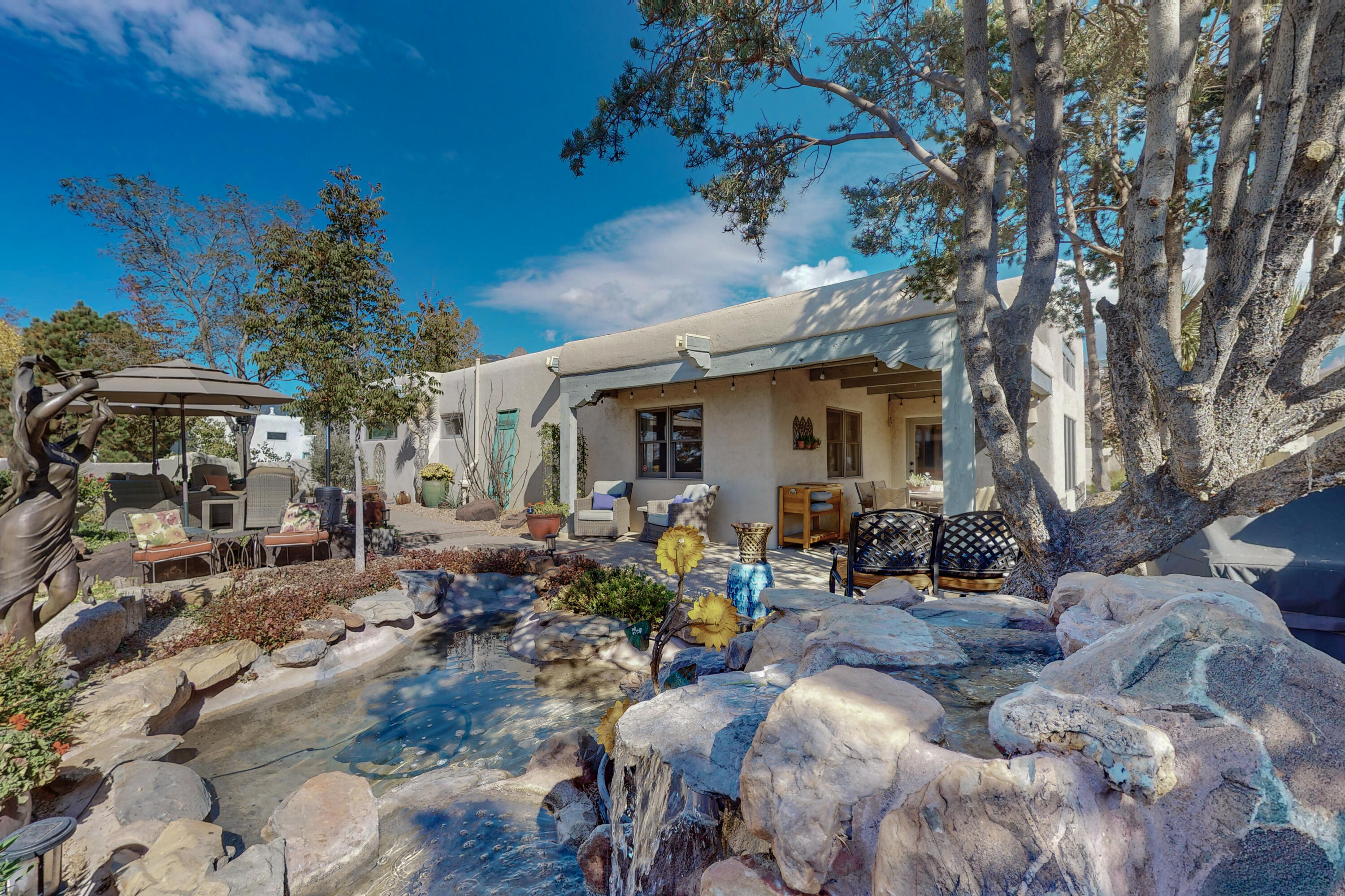 2752 Wolfberry Place NE