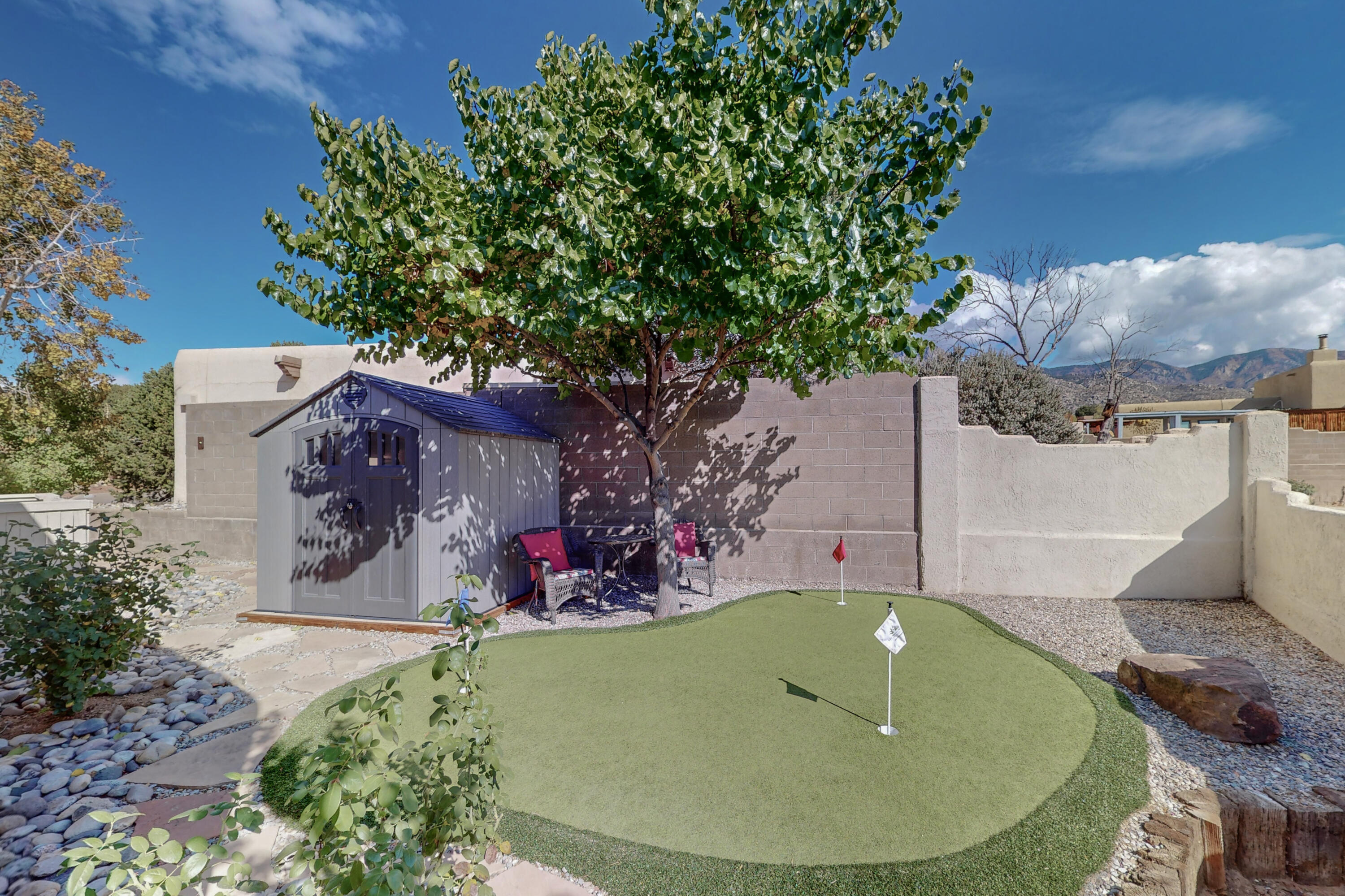 2752 Wolfberry Place NE