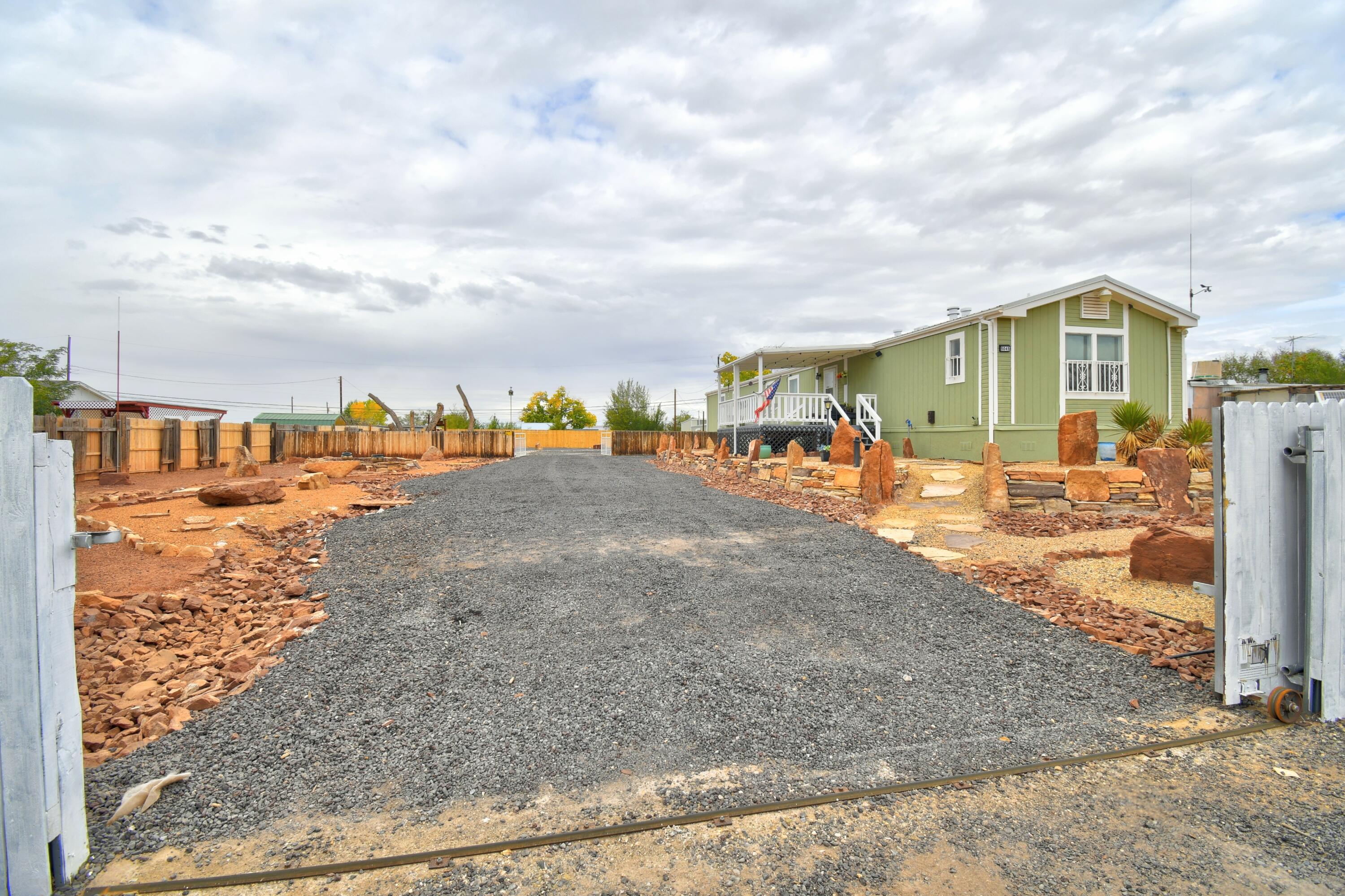 5045 Cerritos Avenue