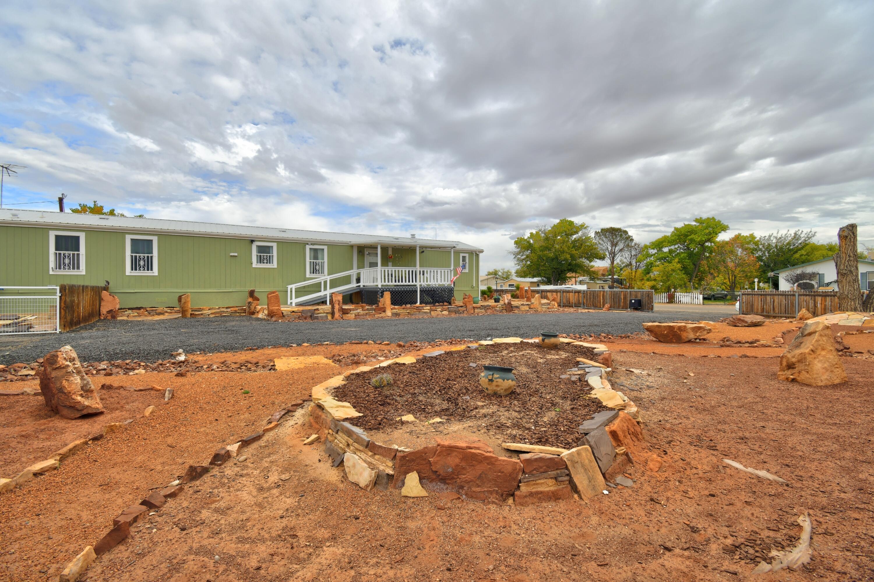 5045 Cerritos Avenue