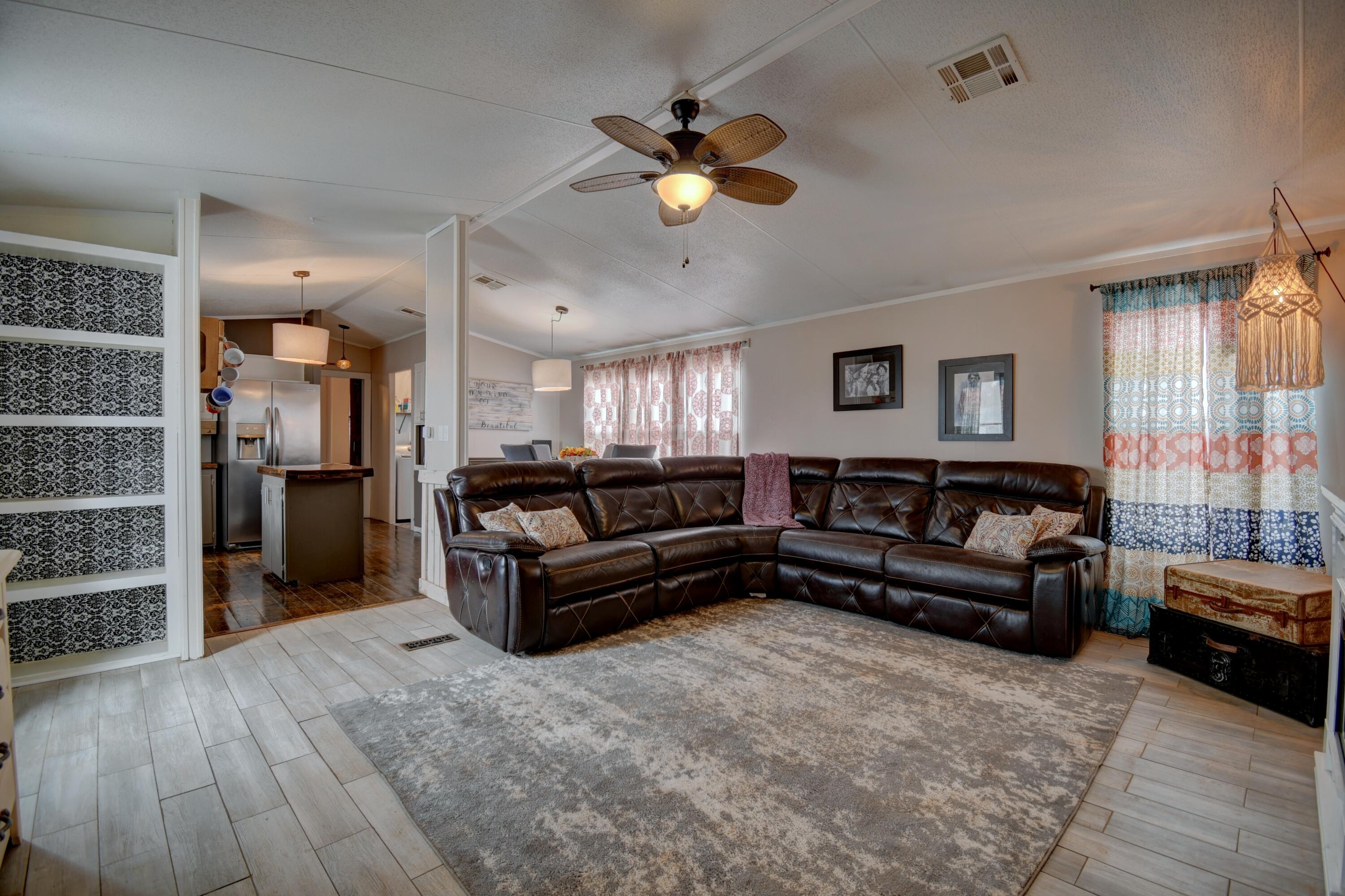 5045 Cerritos Avenue