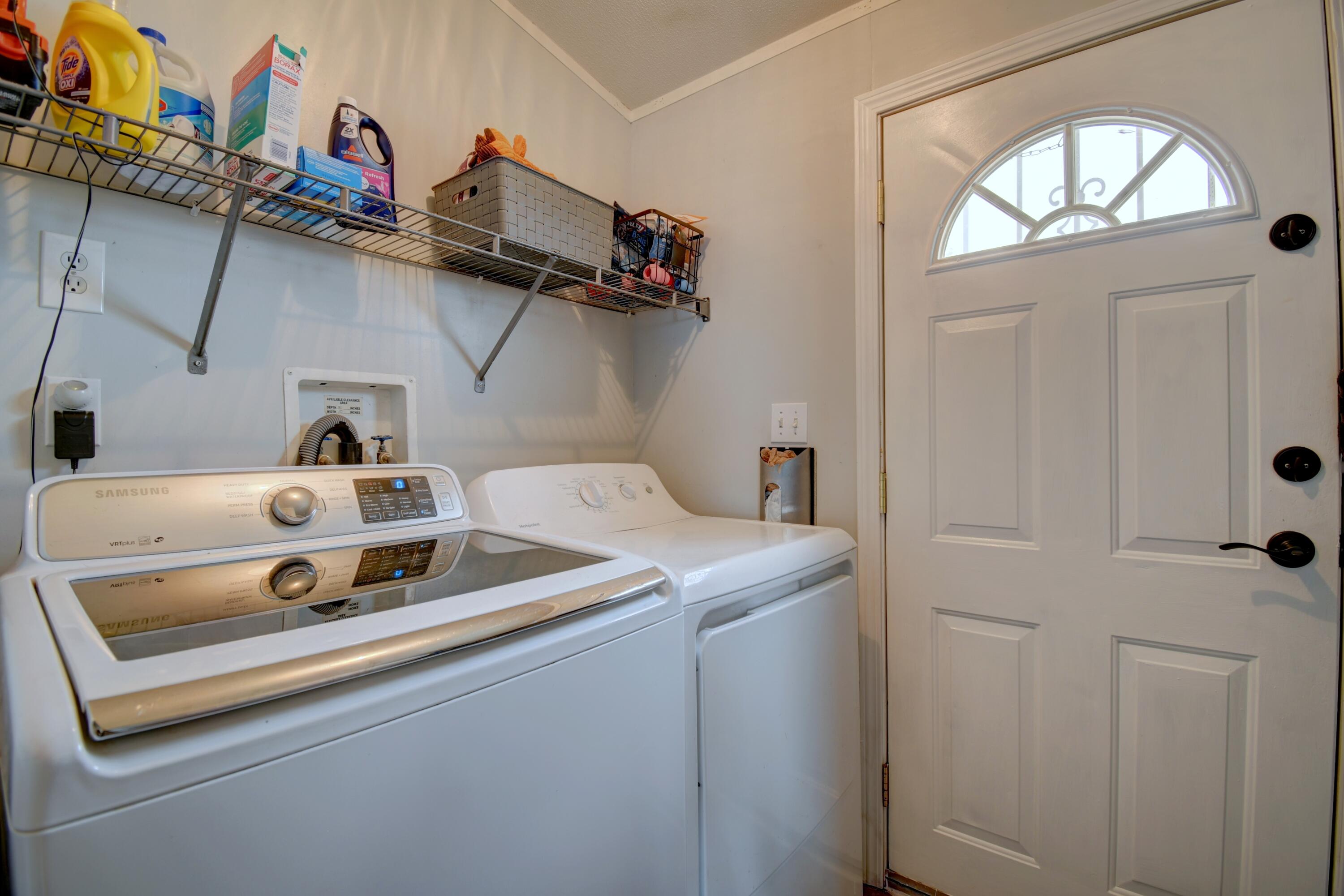 5045 Cerritos Avenue