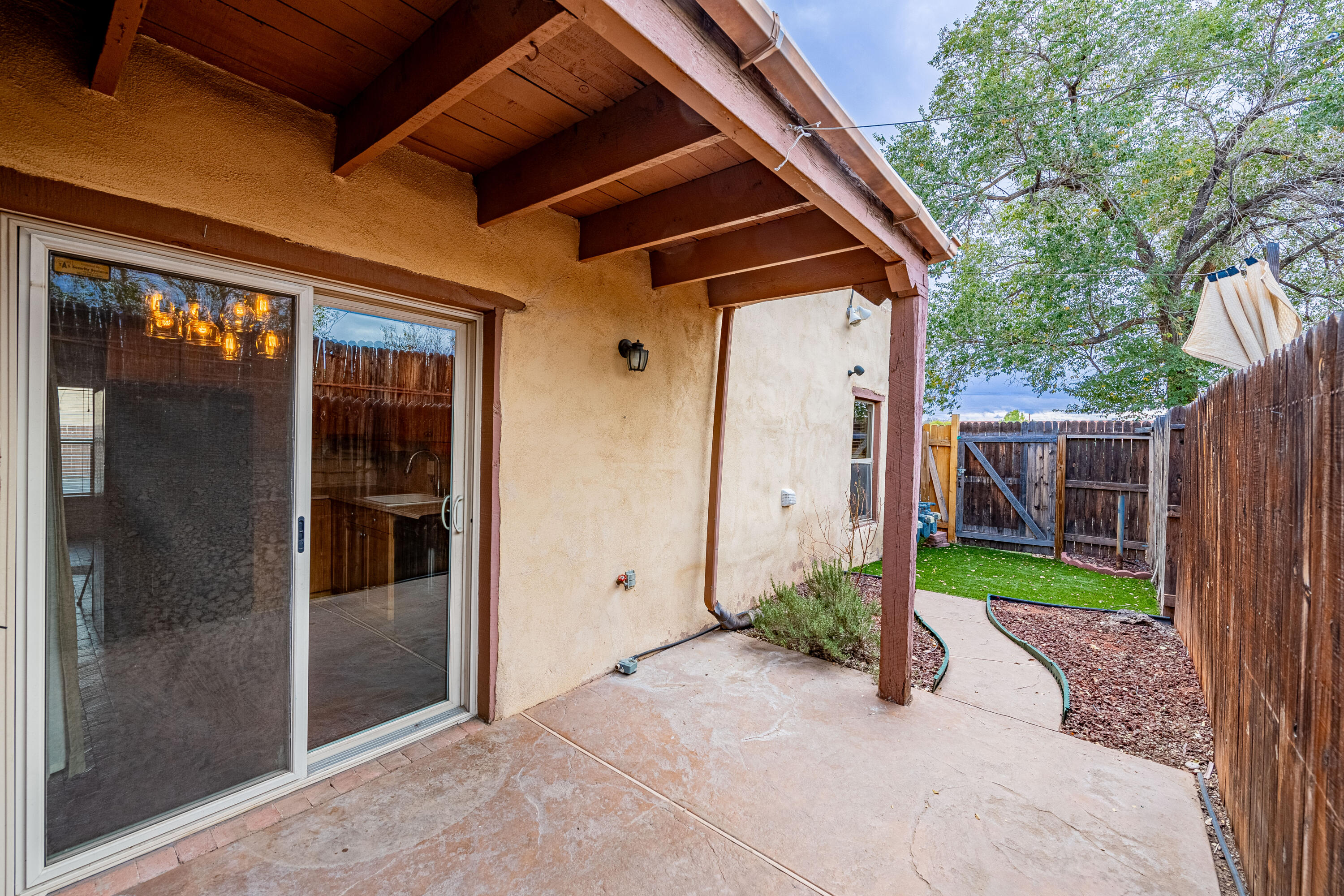 155 Placitas Road NW 9