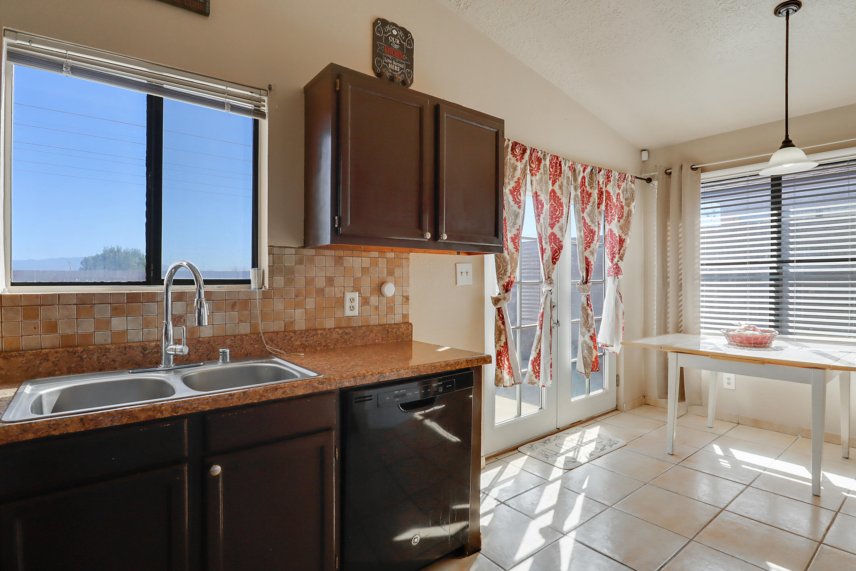 3216 Painted Rock Drive NW