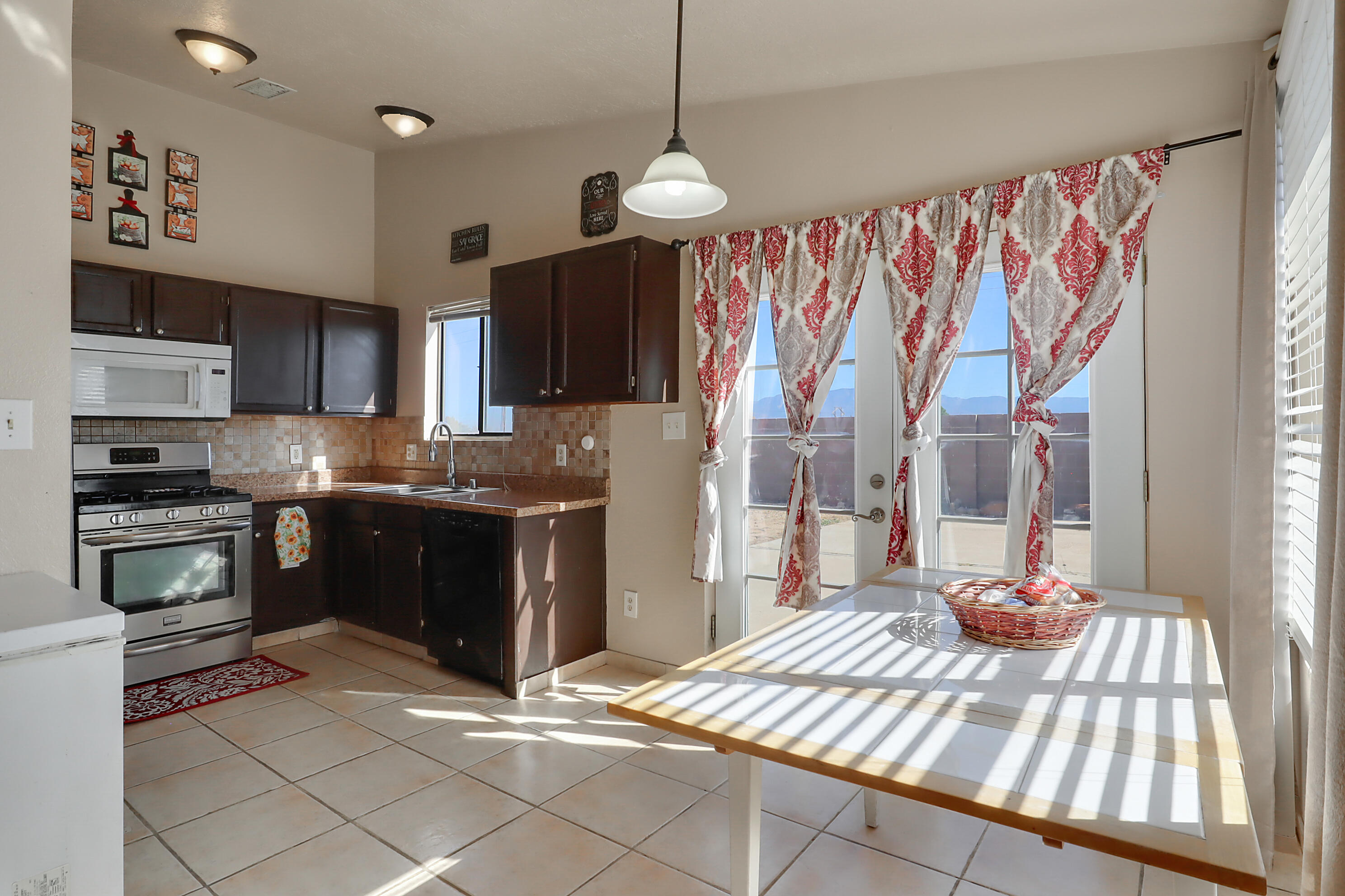 3216 Painted Rock Drive NW