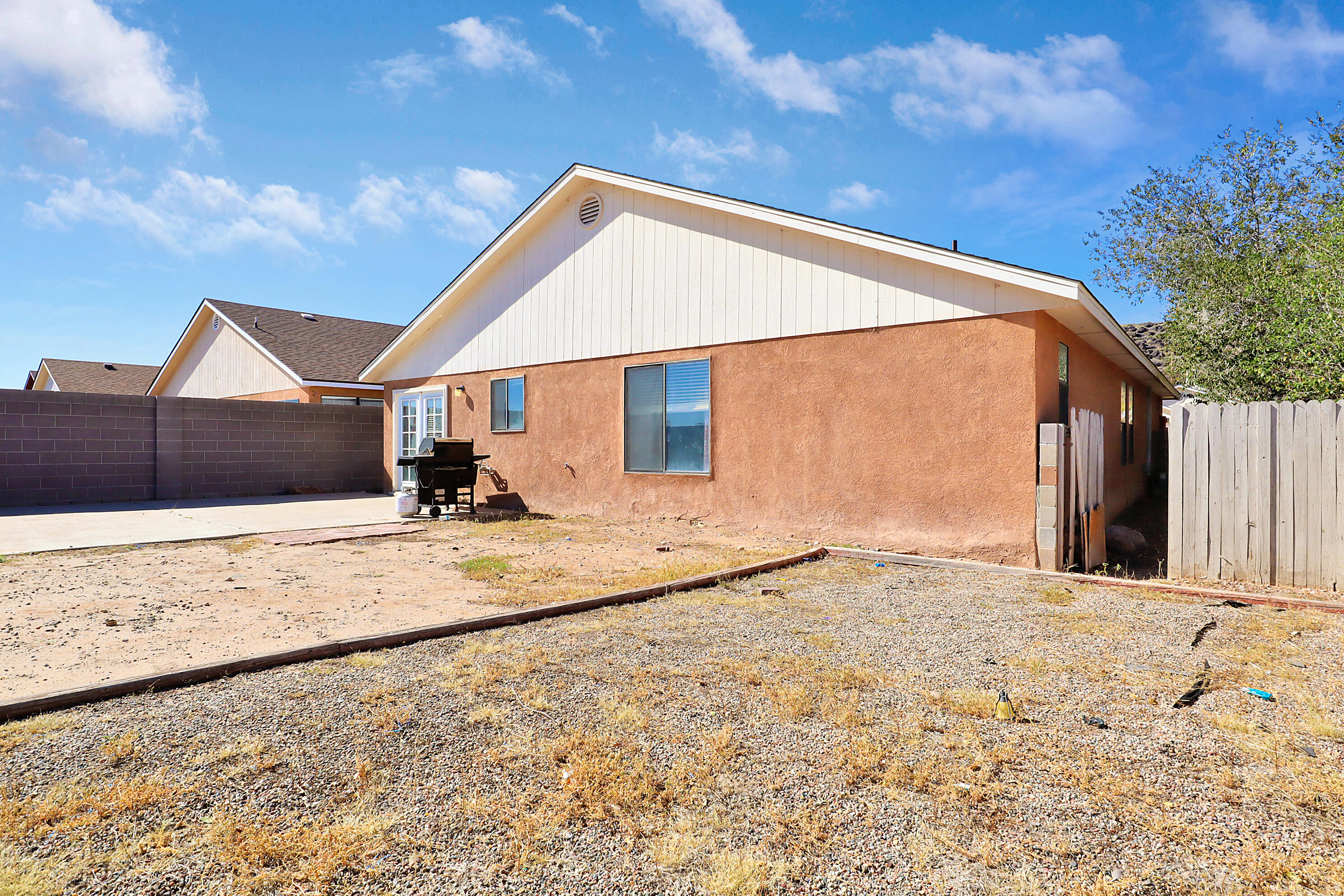 3216 Painted Rock Drive NW