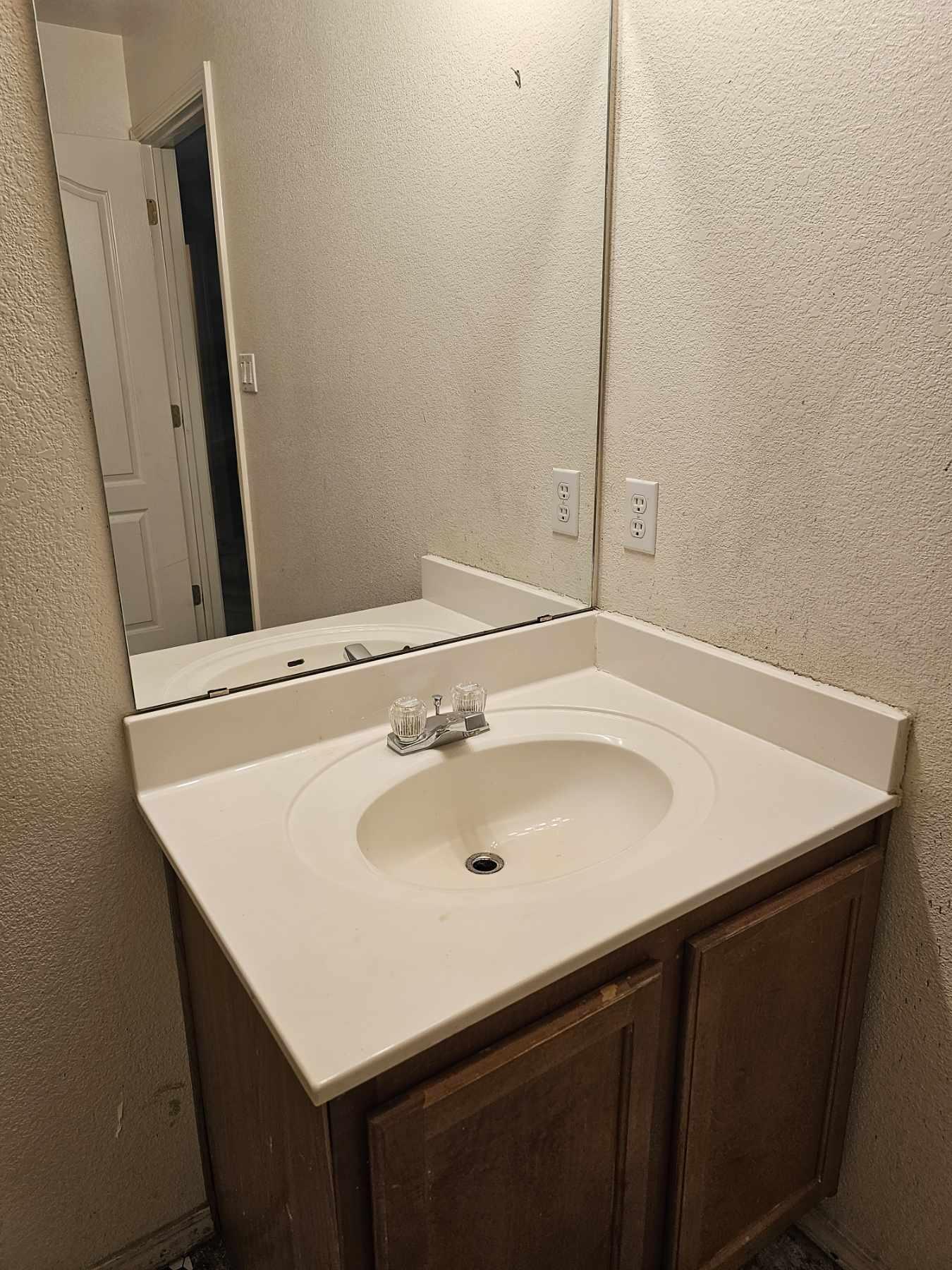 6048 Park Hill Avenue NW