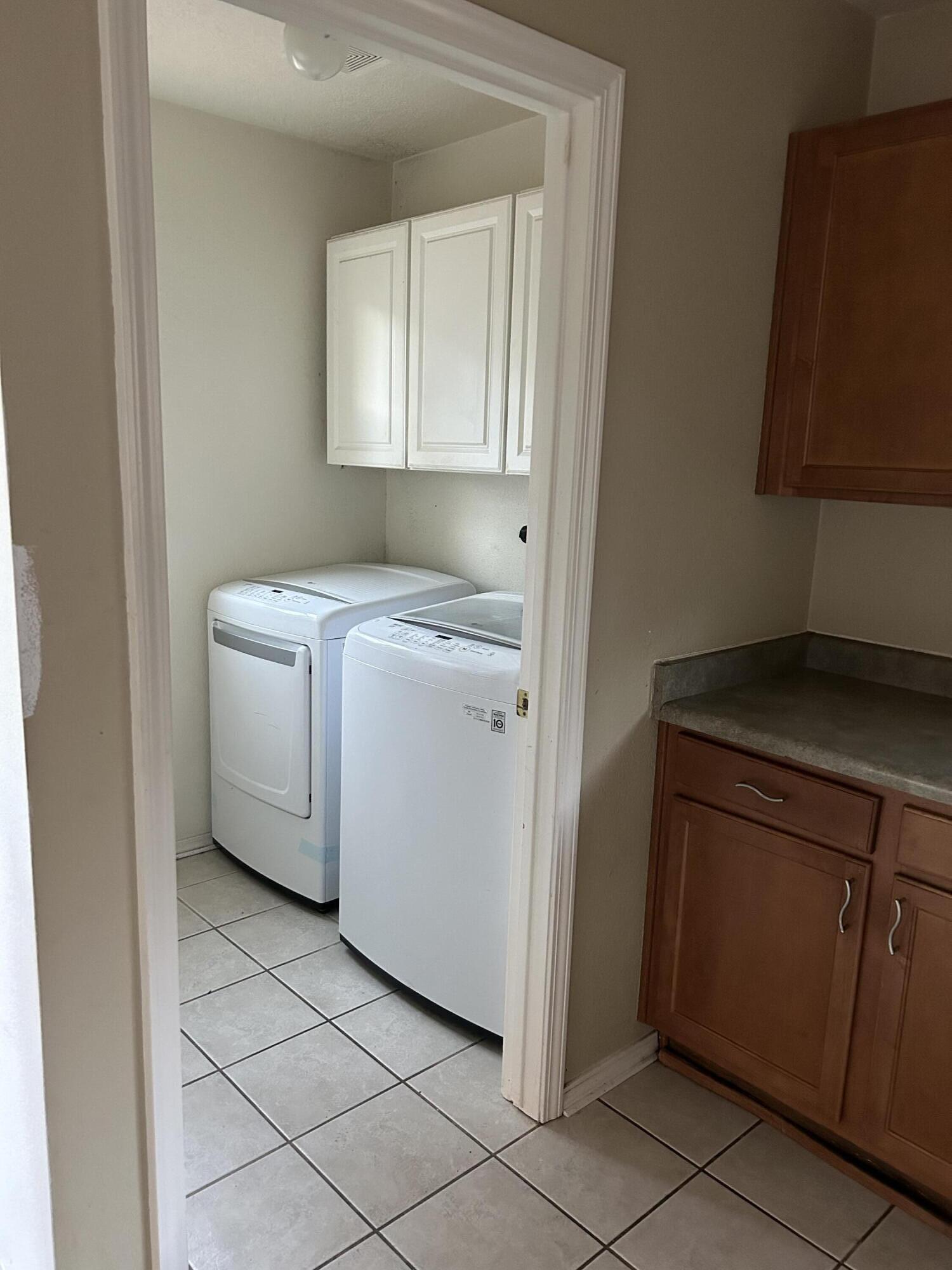 6048 Park Hill Avenue NW